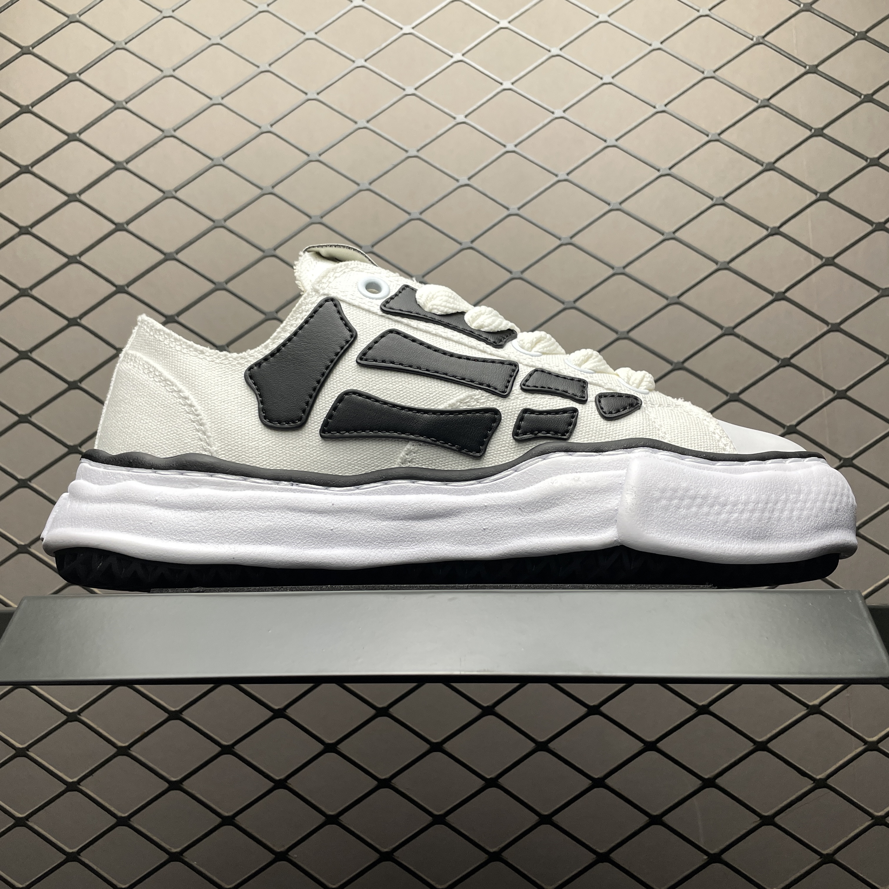 AMIRI MMY Bones x Maison MIHARA YASUHIRO white（AMFOSR1076-002）