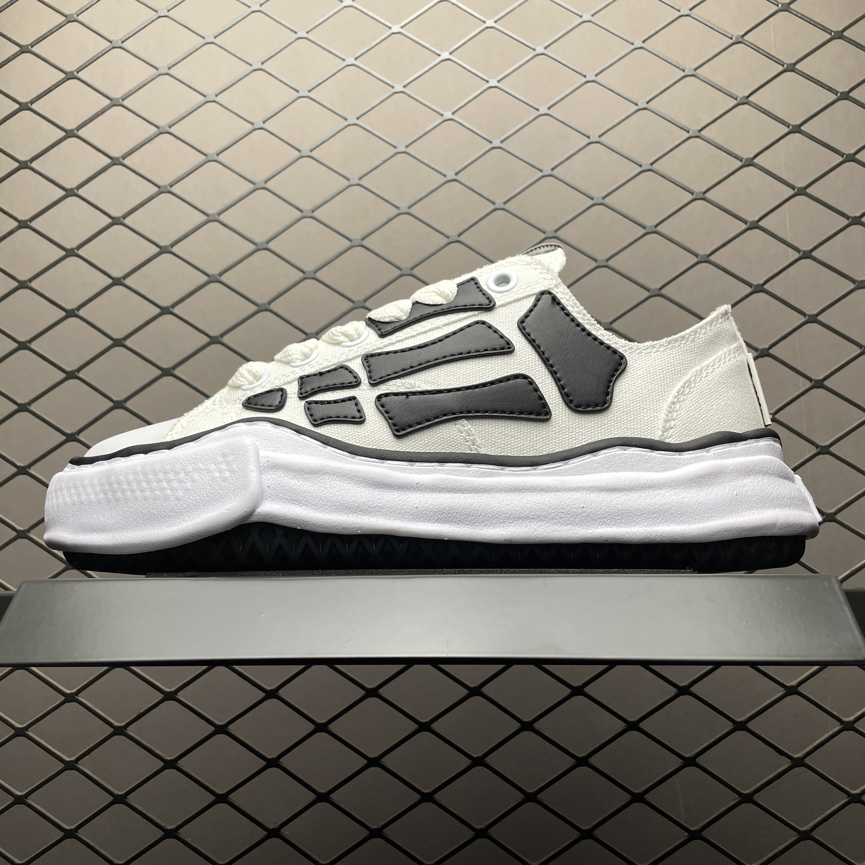 AMIRI MMY Bones x Maison MIHARA YASUHIRO white（AMFOSR1076-002）