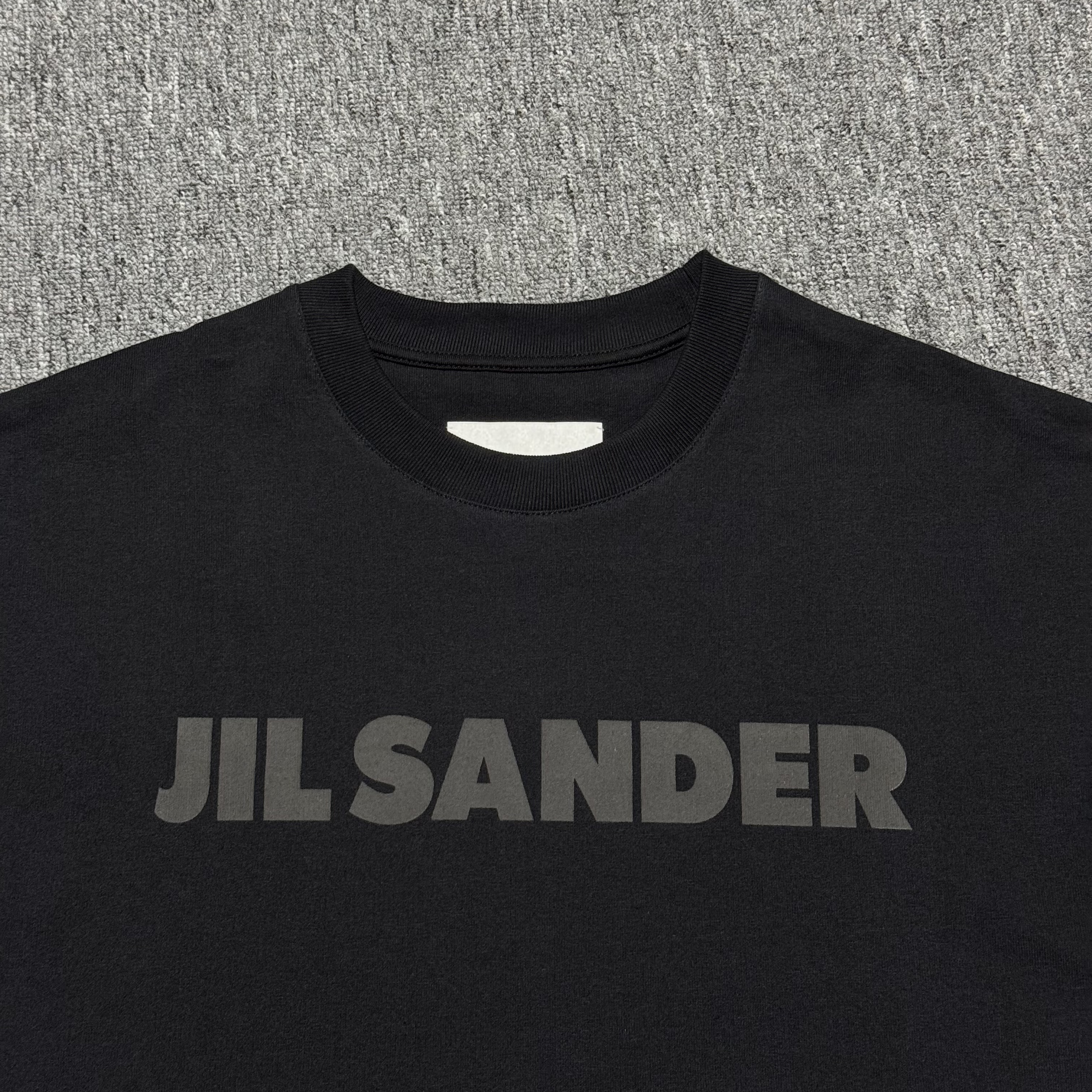 JIL SANDER T-SHIRT（J21GC0168J20243）