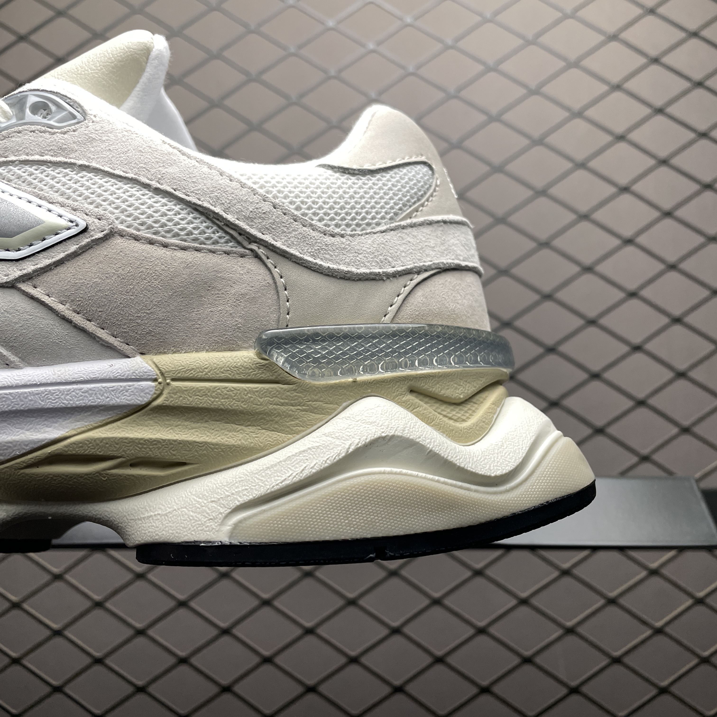 New Balance 9060 "White/Sea Salt" (U9060WHT)