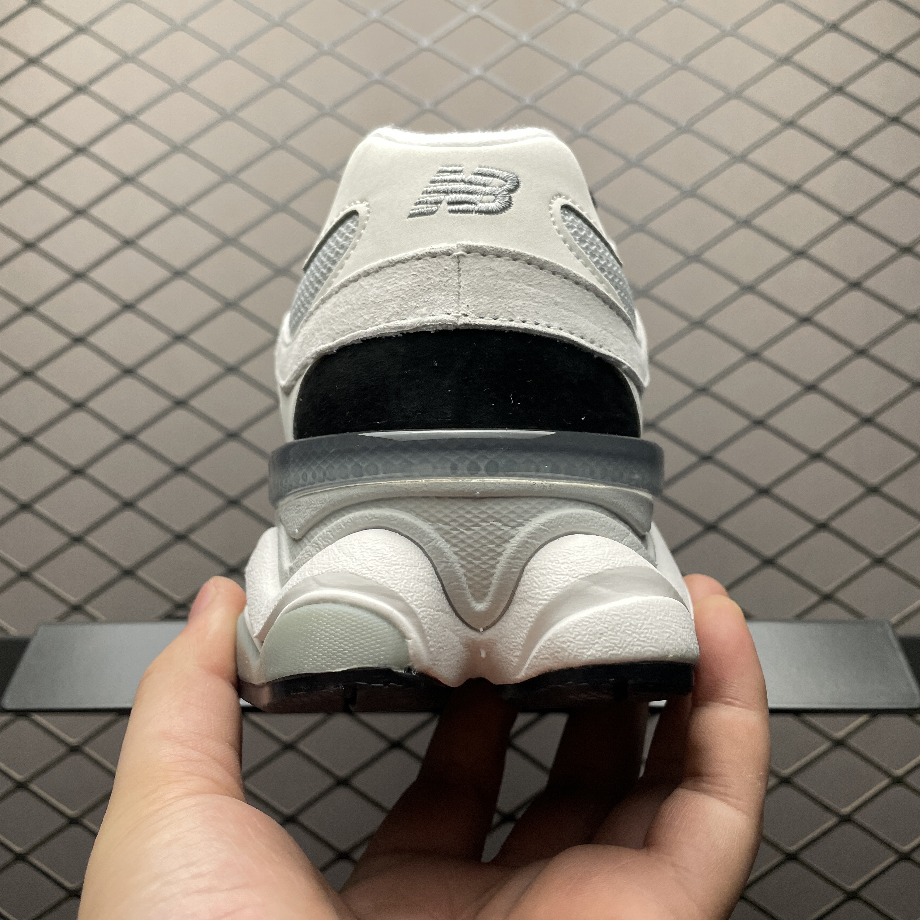 New Balance 9060 Grey Jet Black (U9060JBB)