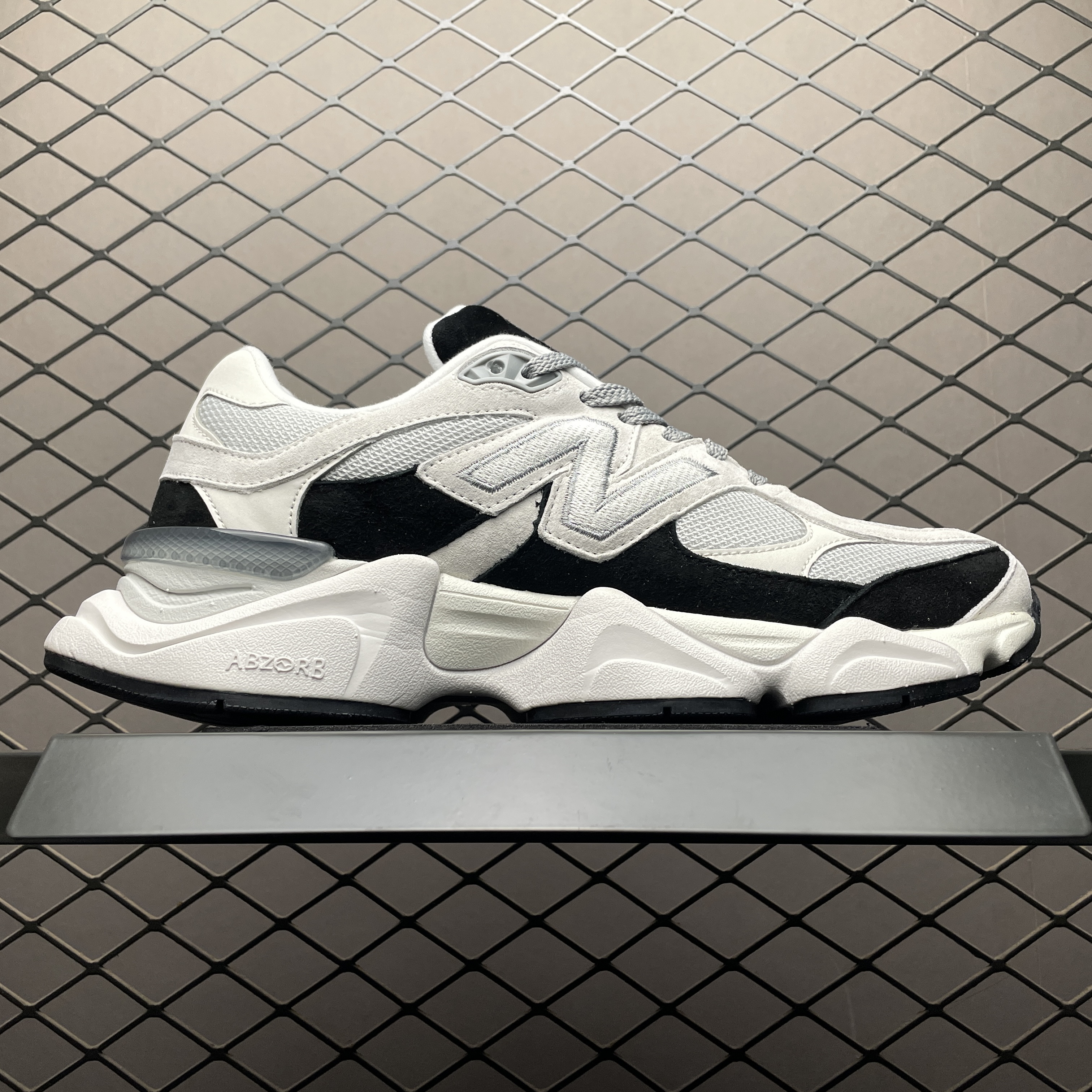 New Balance 9060 Grey Jet Black (U9060JBB)