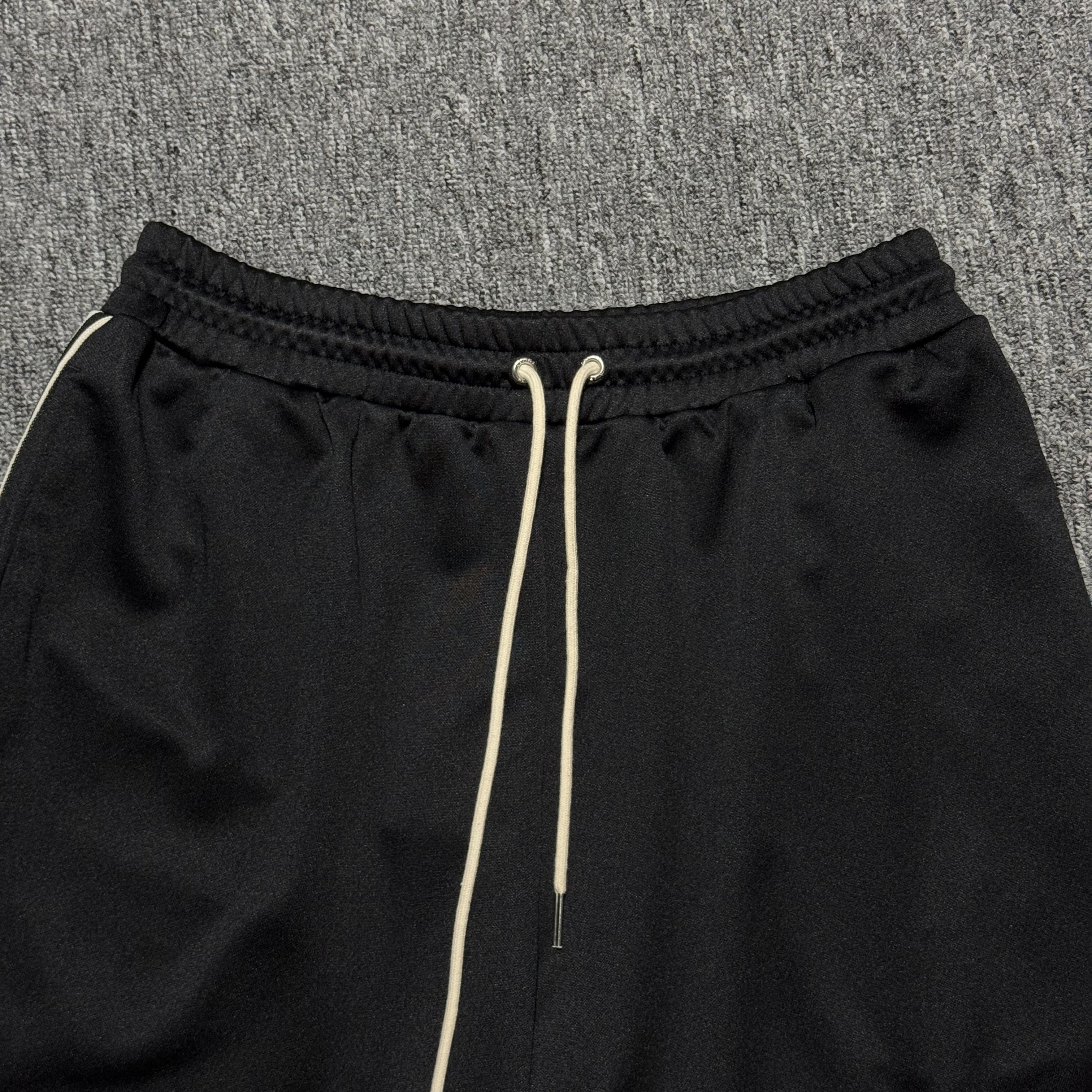 Celine Double Face Jersey Tracksuit Shorts（2Z734121O-38AW）