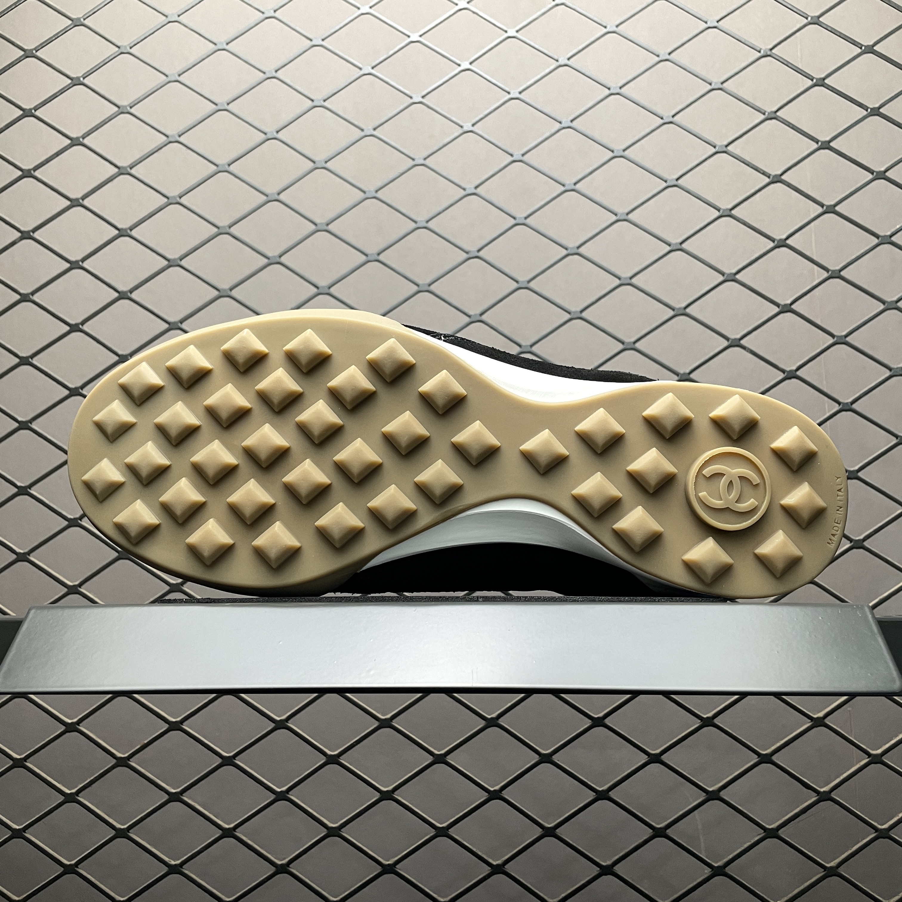 CHANEL Sneakers（G45335B1449794305)