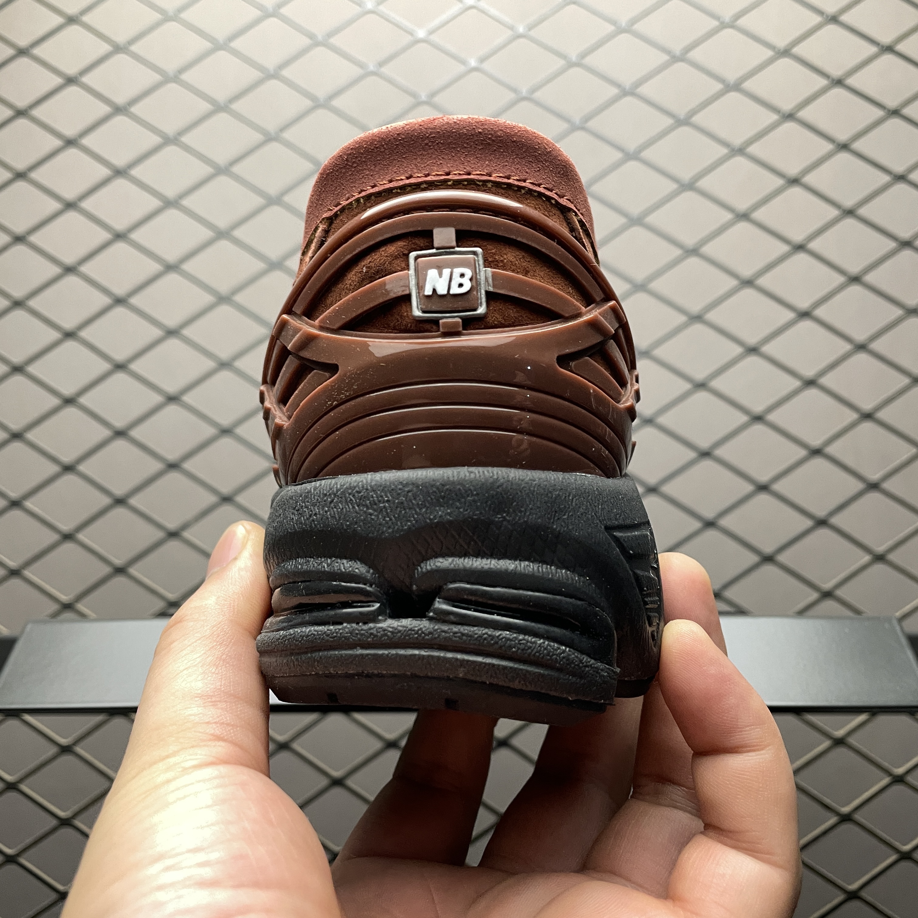 New Balance 1906L "Rich Oak Suede" (U1906LNS)