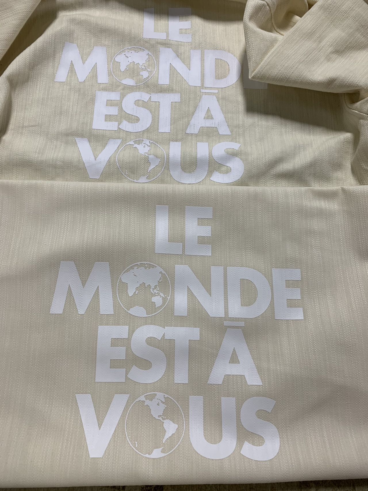 Louis Vuitton silk-blend short-sleeved shirt（1AHCHW）