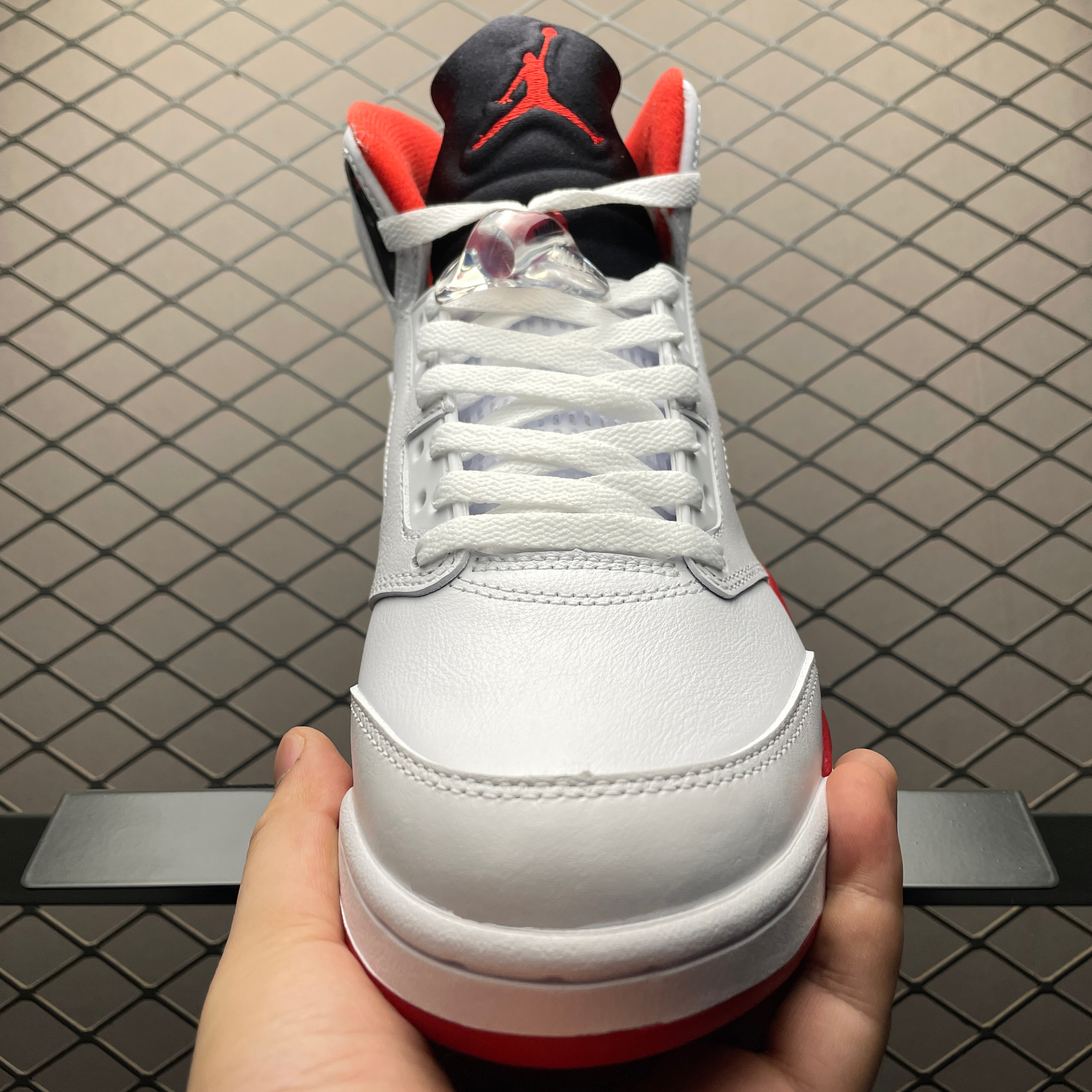 Nike Air Jordan 5 "Fire Red/Black Tongue" (2025)（HQ7978-101）