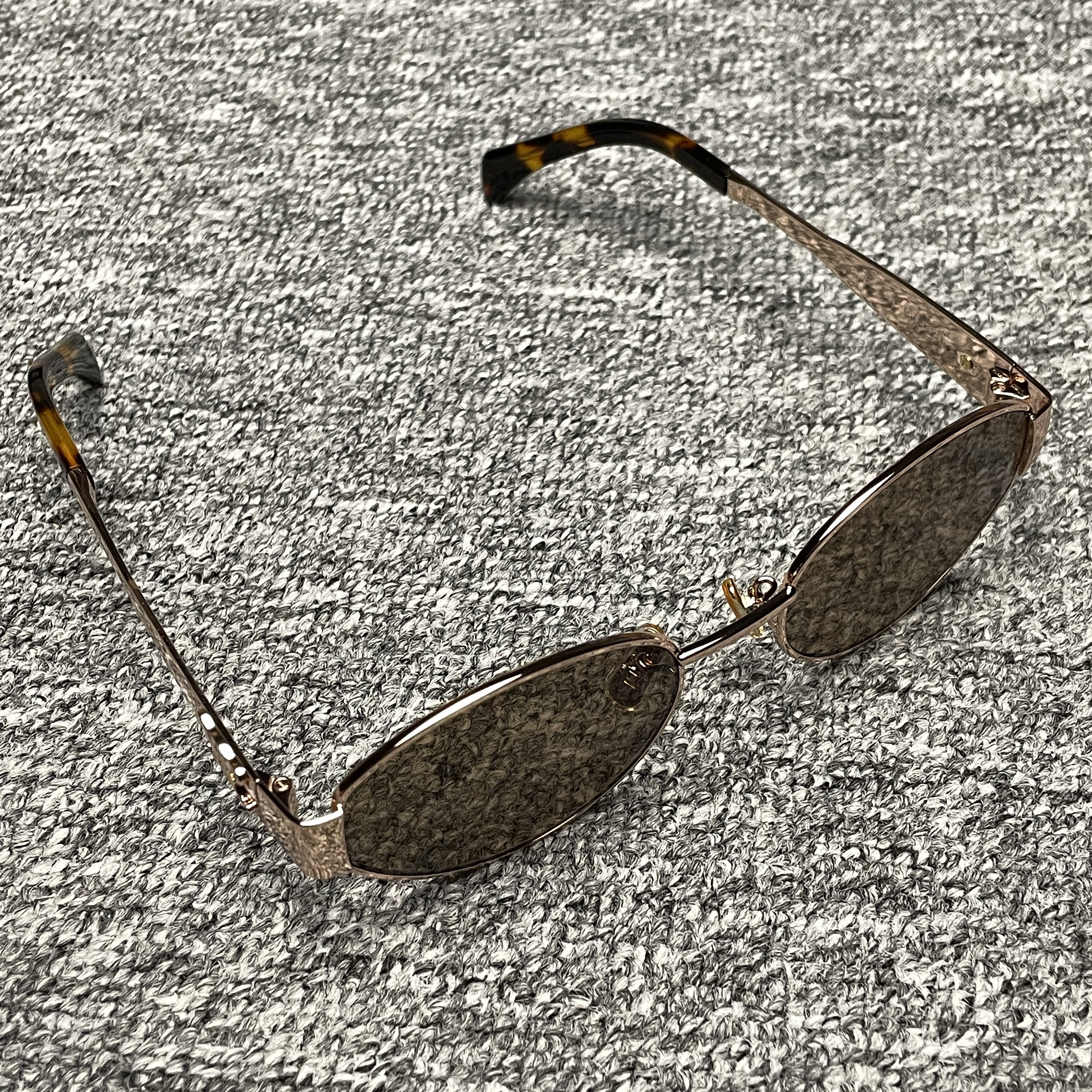 Celine metal frame sunglasses (4S194CPLB-38NO）