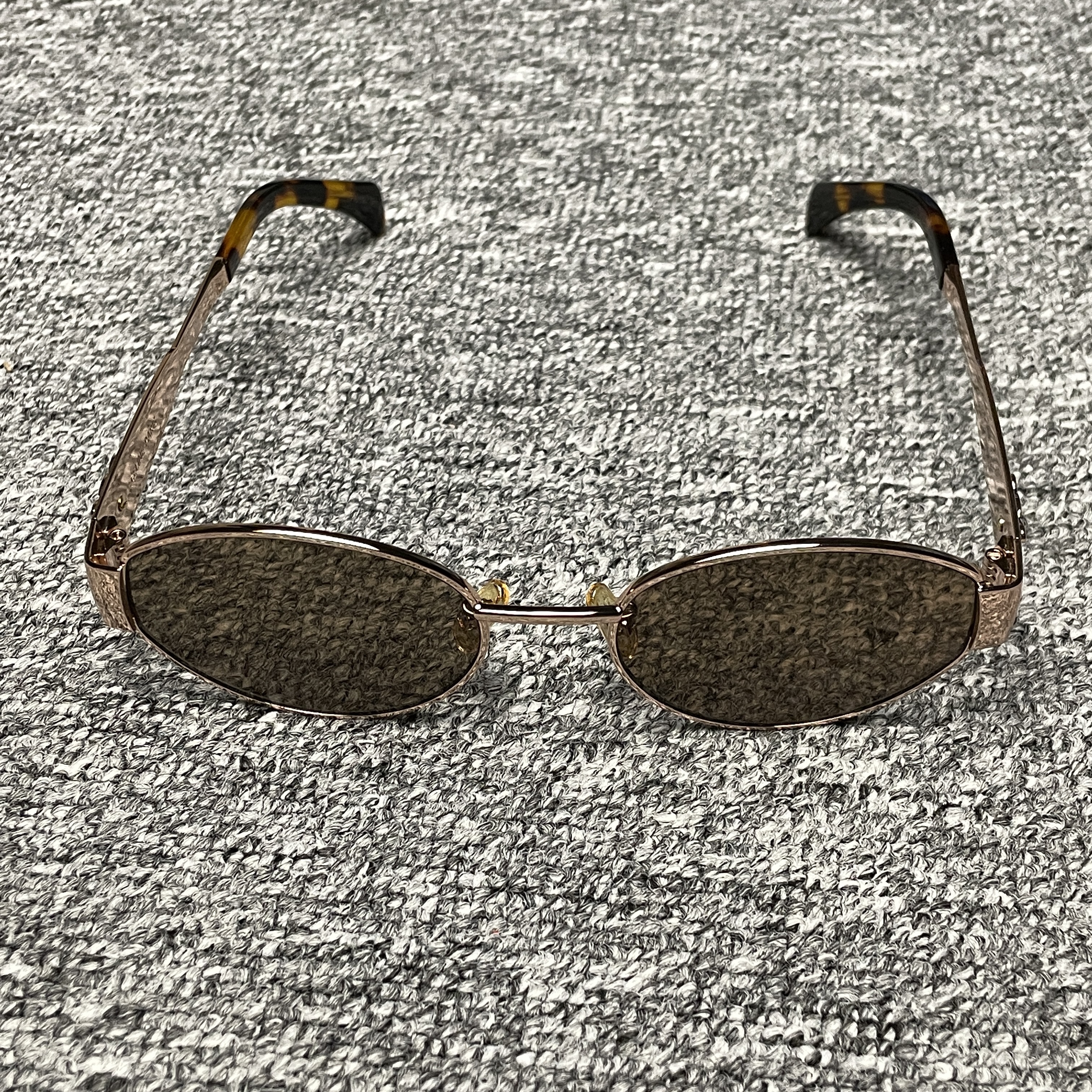 Celine metal frame sunglasses (4S194CPLB-38NO）