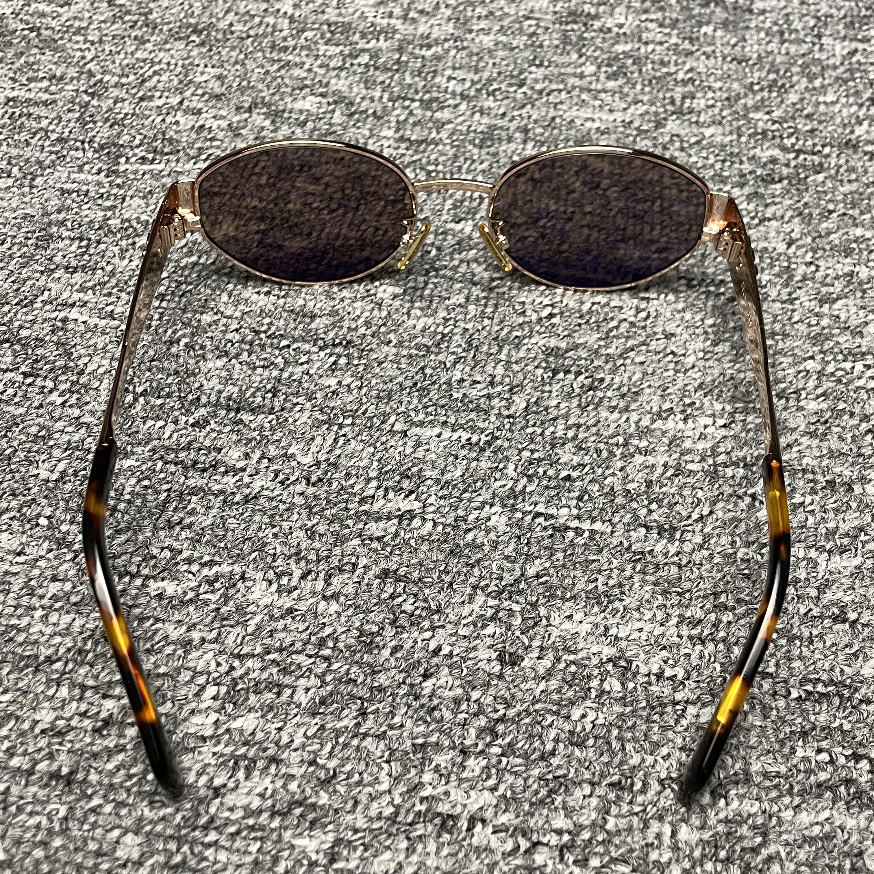 Celine metal frame sunglasses (4S194CPLB-38NO）