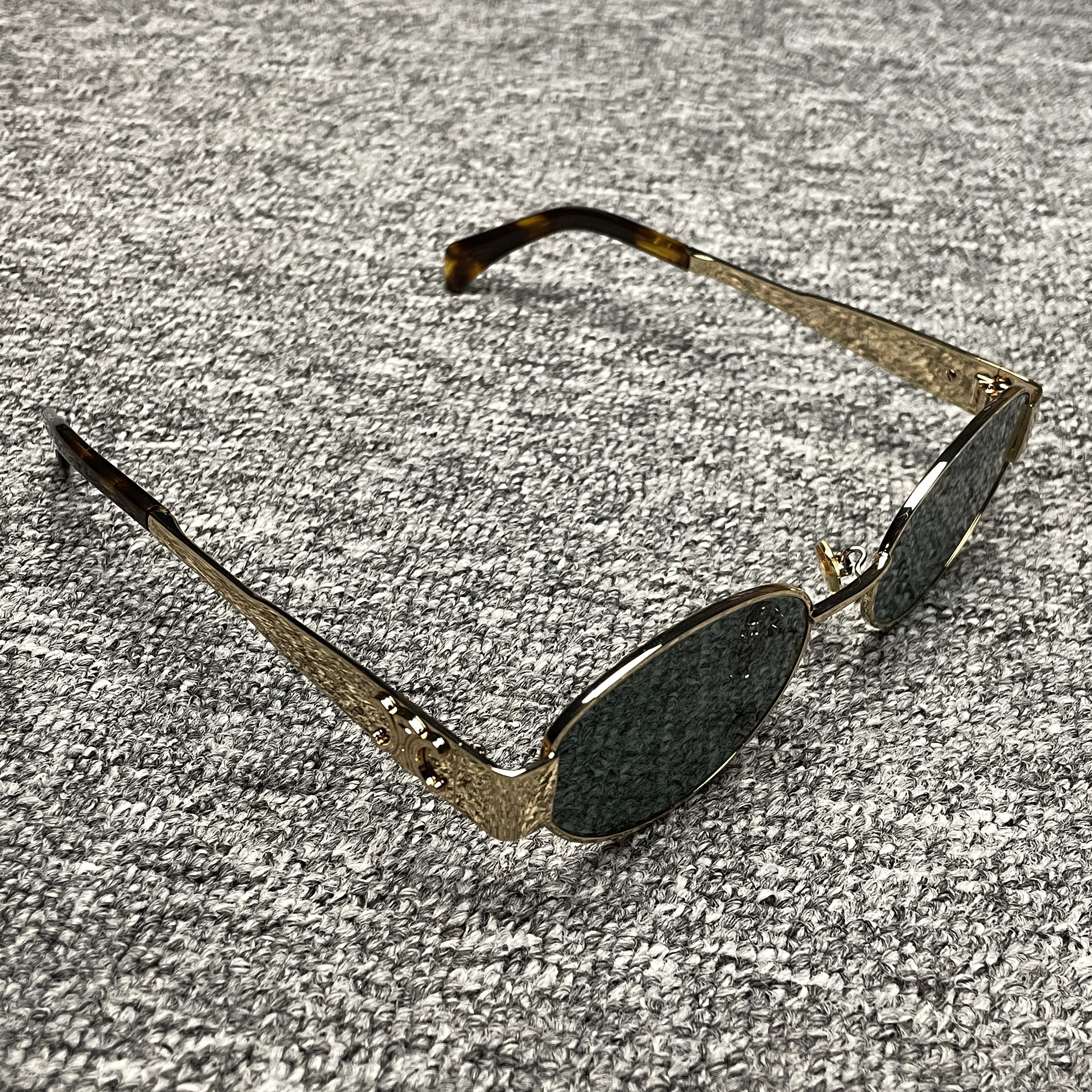 Celine metal frame sunglasses (4S194CPLB-38NO）