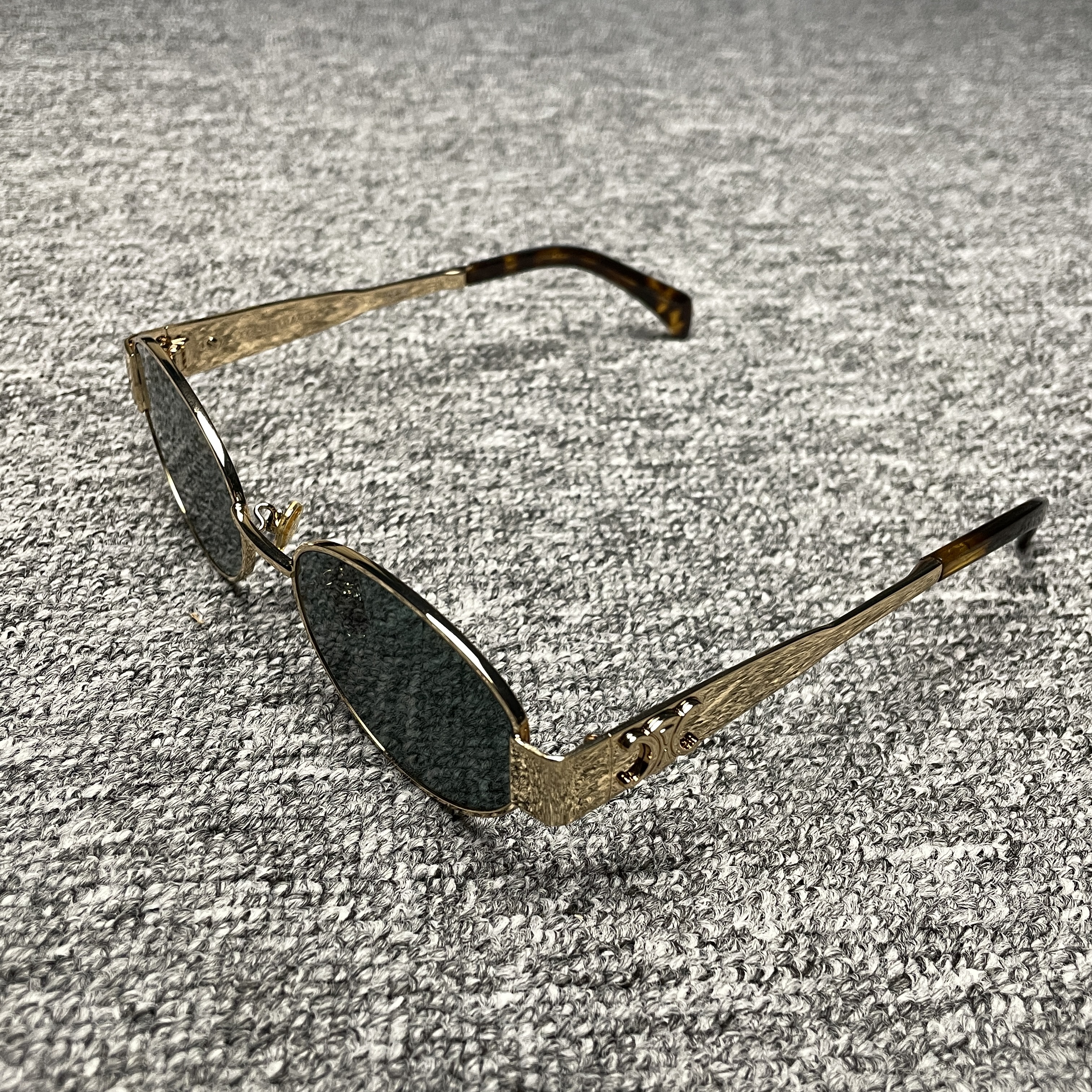 Celine metal frame sunglasses (4S194CPLB-38NO）