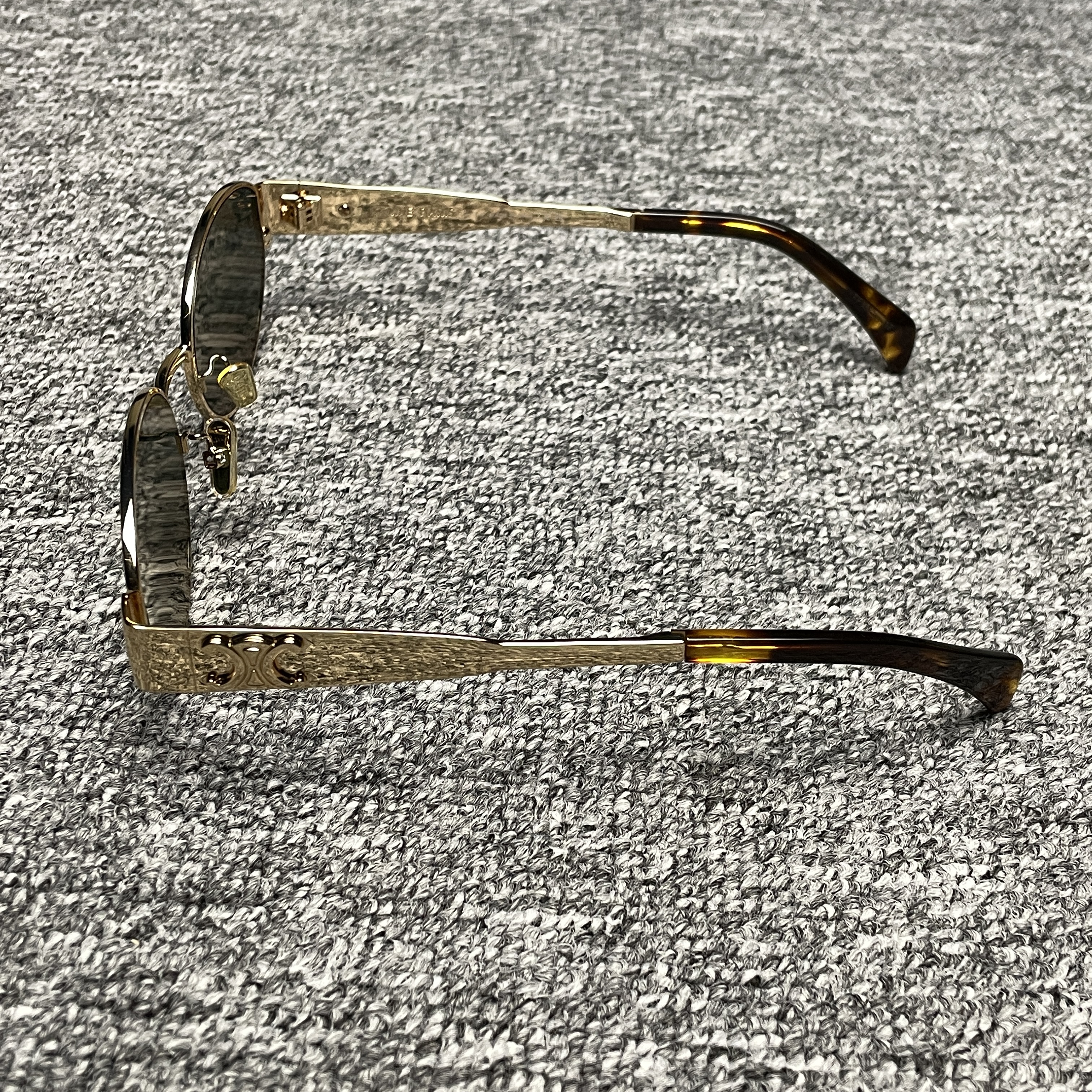 Celine metal frame sunglasses (4S194CPLB-38NO）