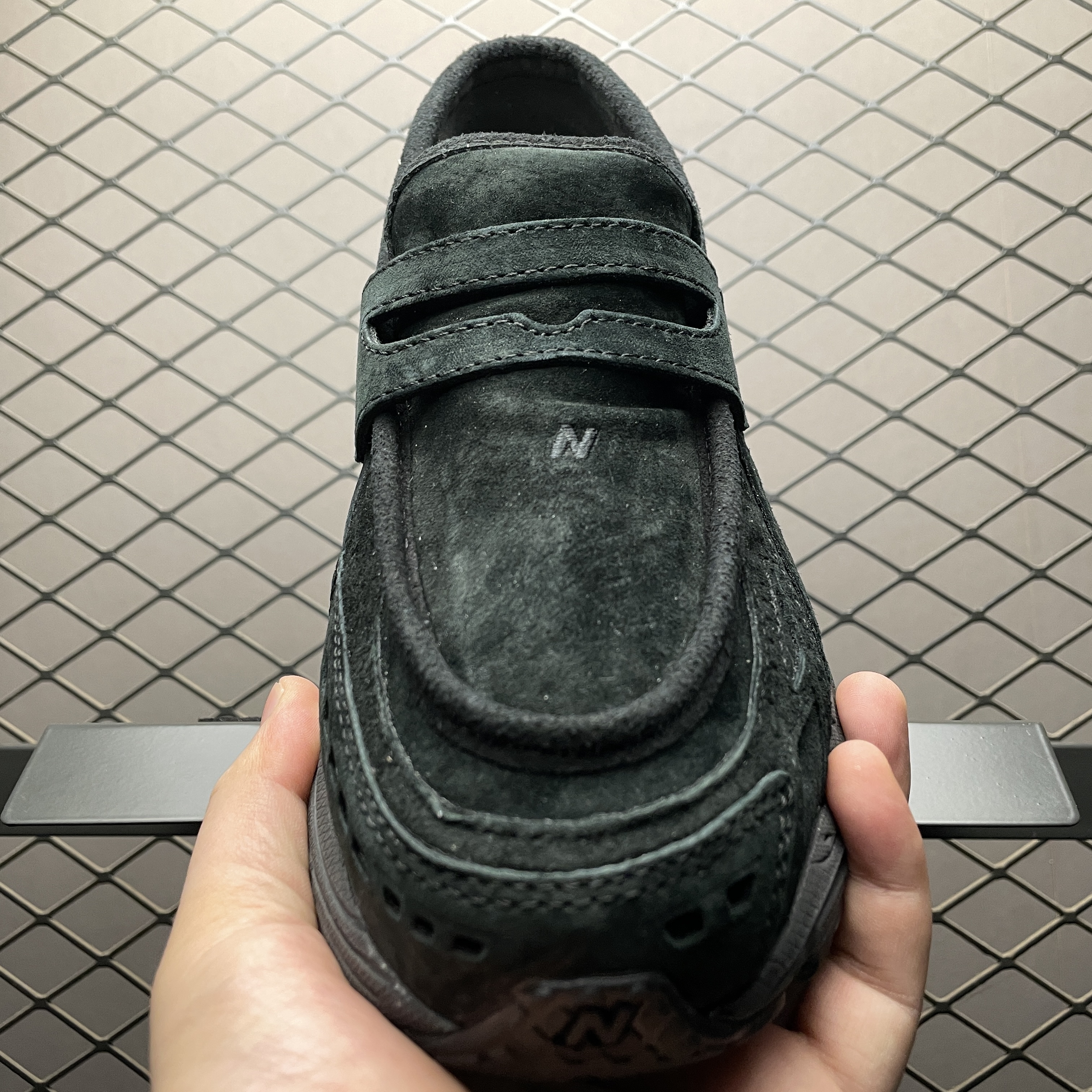 New Balance 1906L "Black Suede" (U1906LNT)