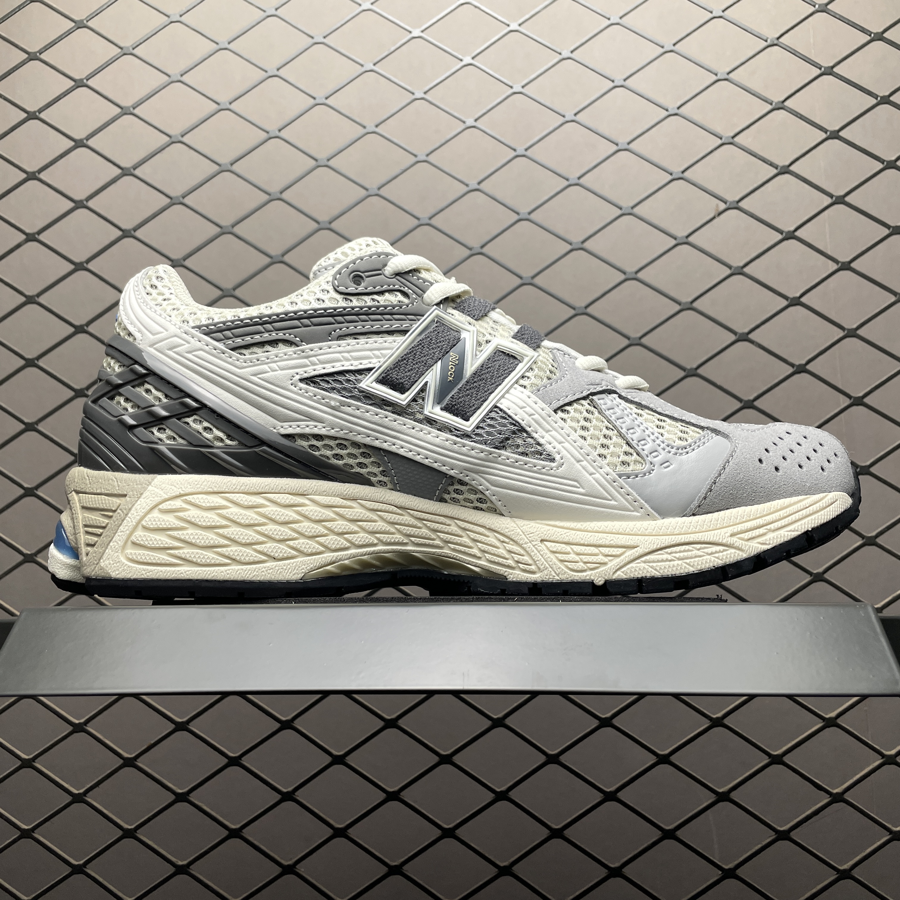 New Balance 1906U "Raincloud" (U1906NA）