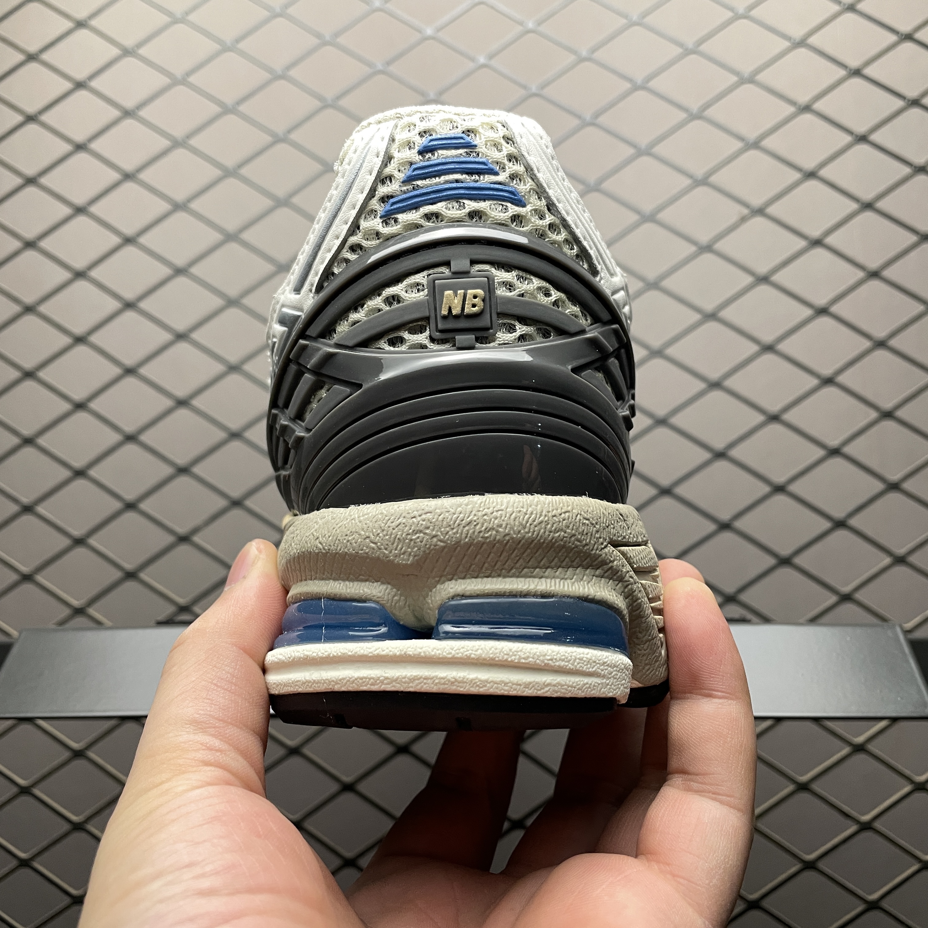 New Balance 1906U "Raincloud" (U1906NA）