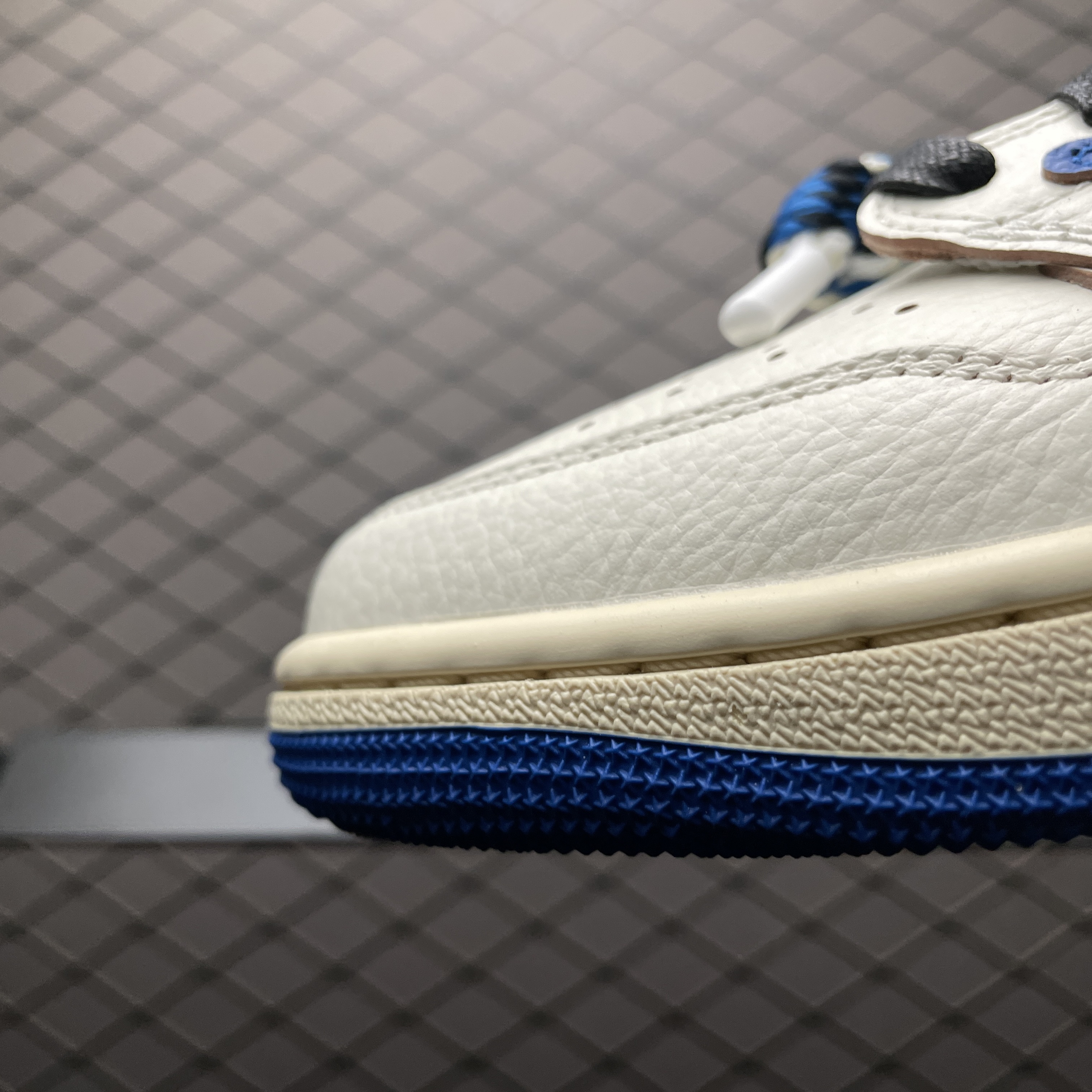 Travis Scott × Fragment × Nike Air Jordan 1 Low OG "Sail/Military Blue" (DM7866-104)