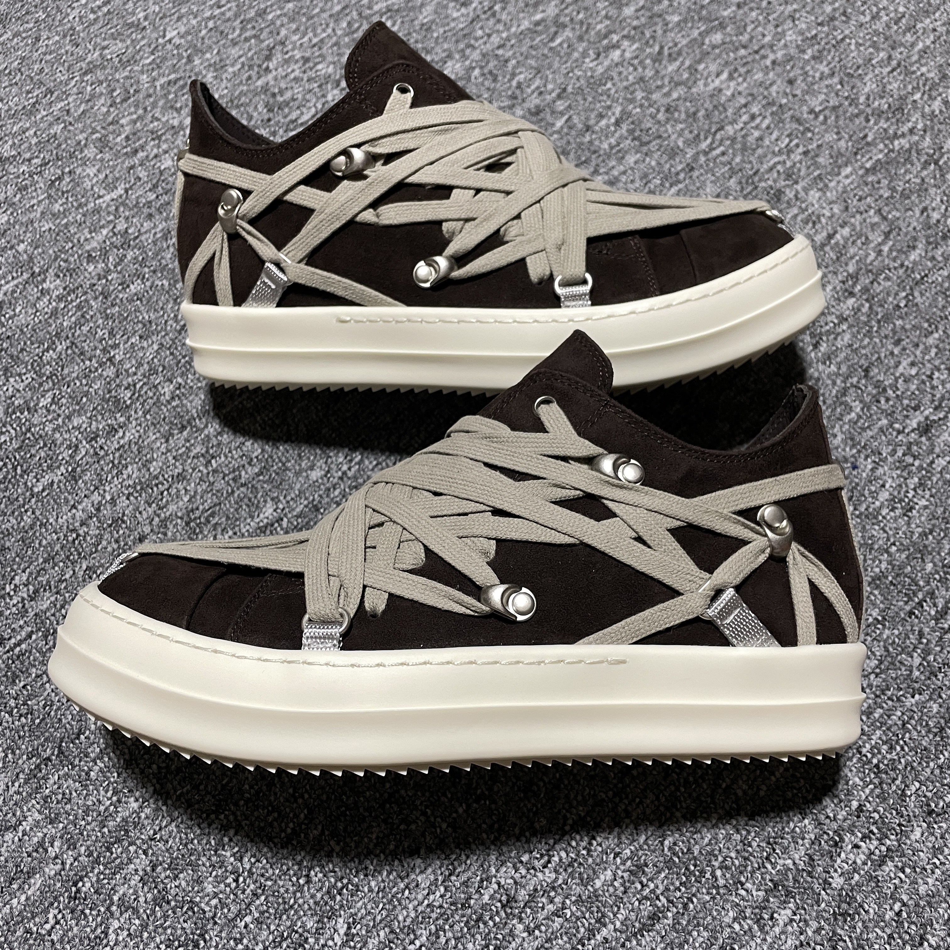 Rick Owens Megalace Sneakers (RU01E5886LVSW1-141)