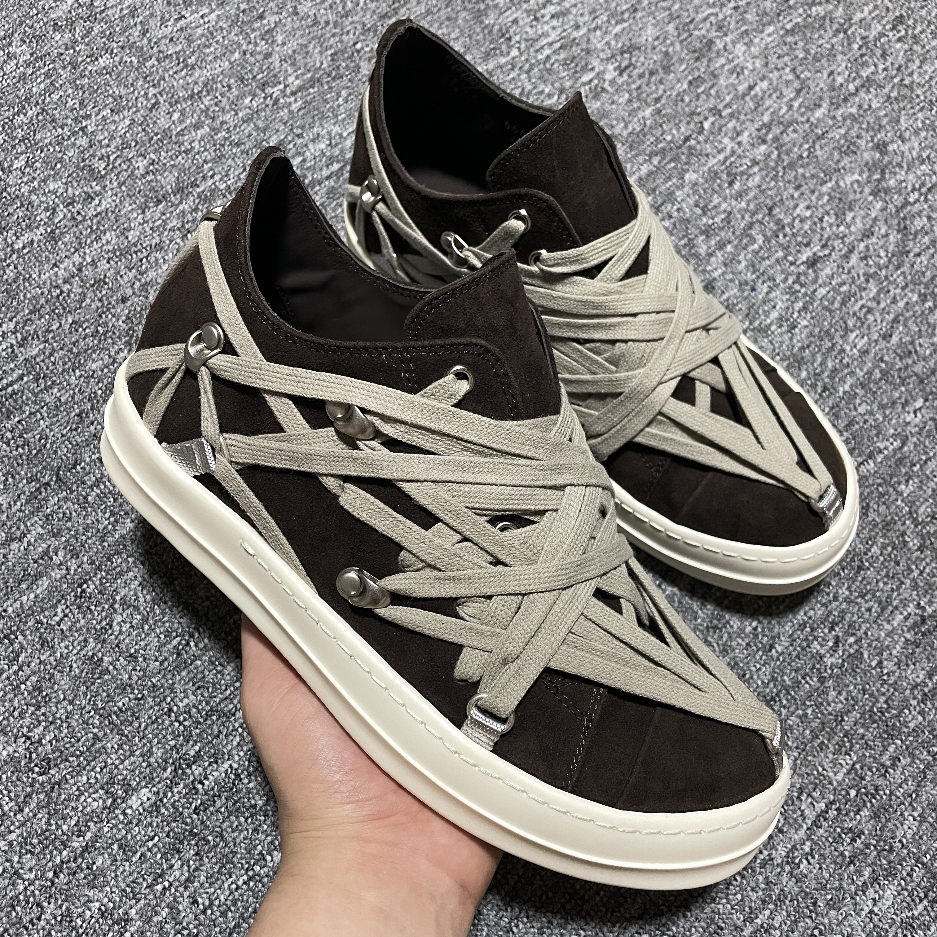 Rick Owens Megalace Sneakers (RU01E5886LVSW1-141)