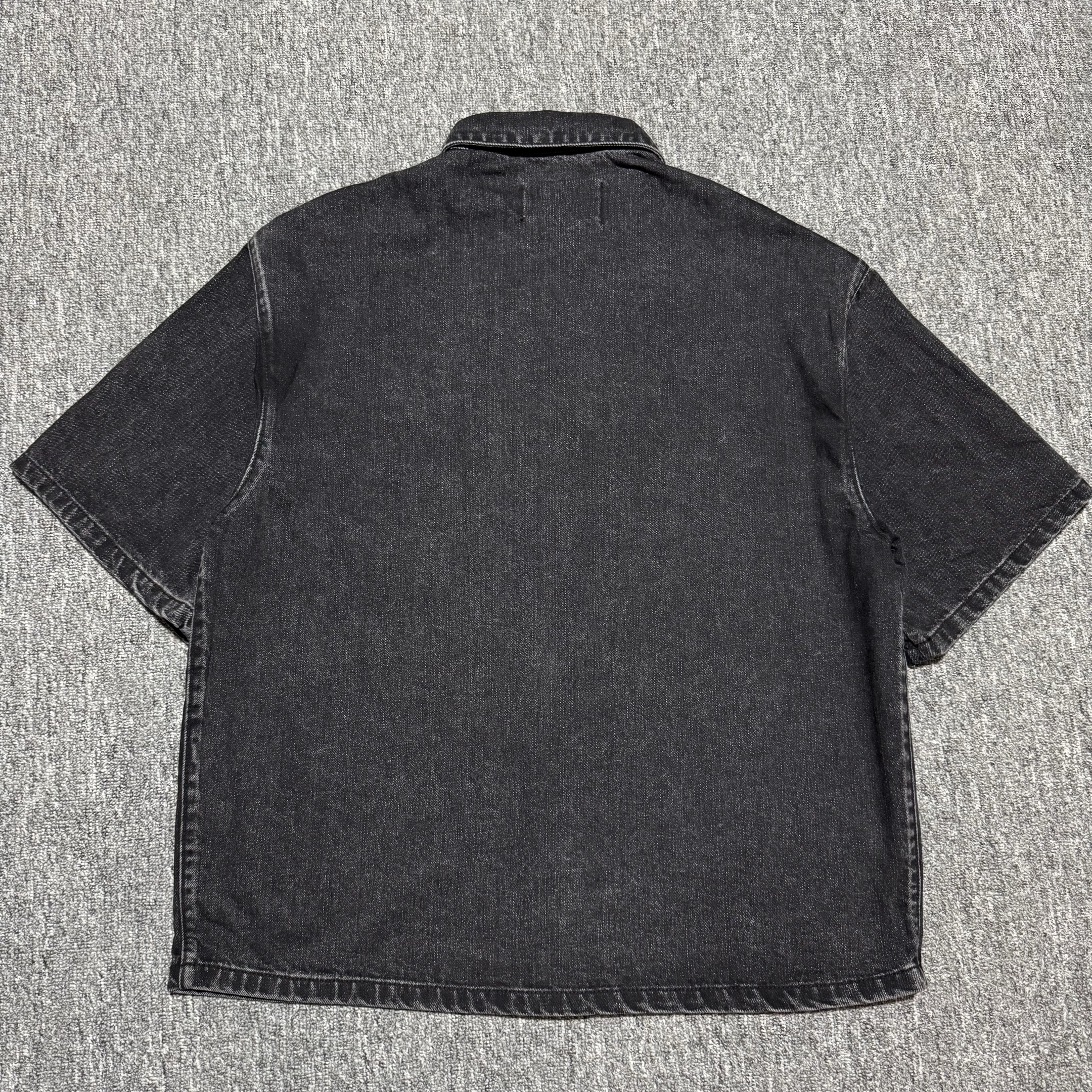 PRADA Triangle Logo Denim Short Sleeve Shirt Black (GEC067-12K8-F0557-S-212）