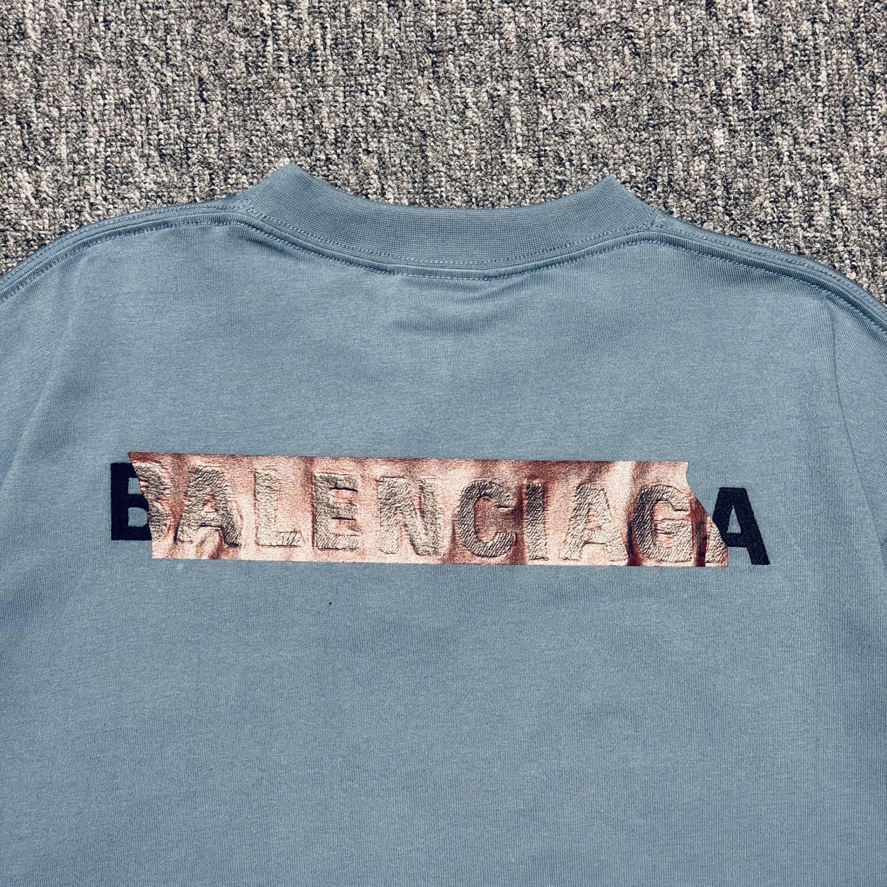 BALENCIAGA Men's Taped Balenciaga Back T-Shirt（764235TSVG28704）