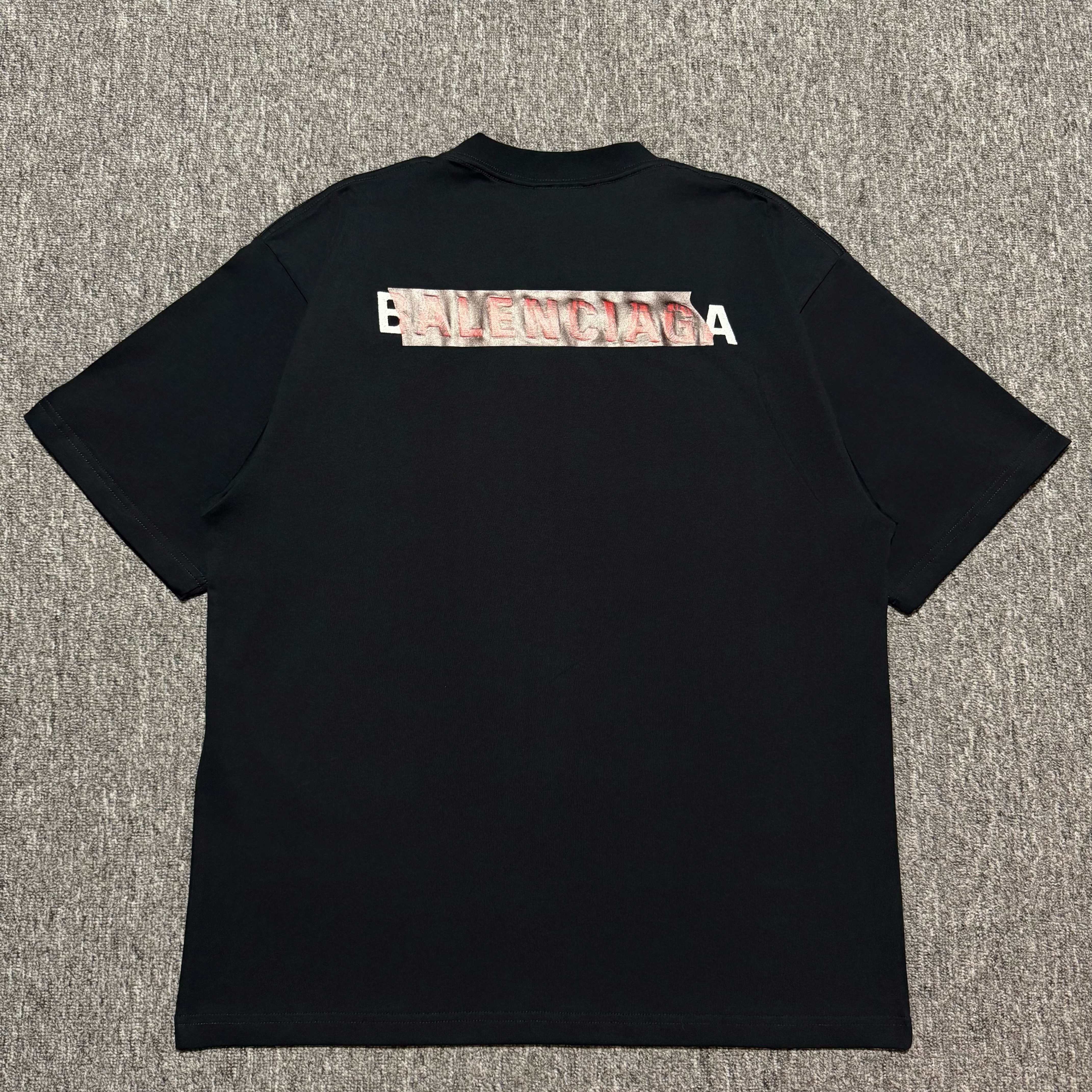 BALENCIAGA Men's Taped Balenciaga Back T-Shirt（764235TSVG28704）