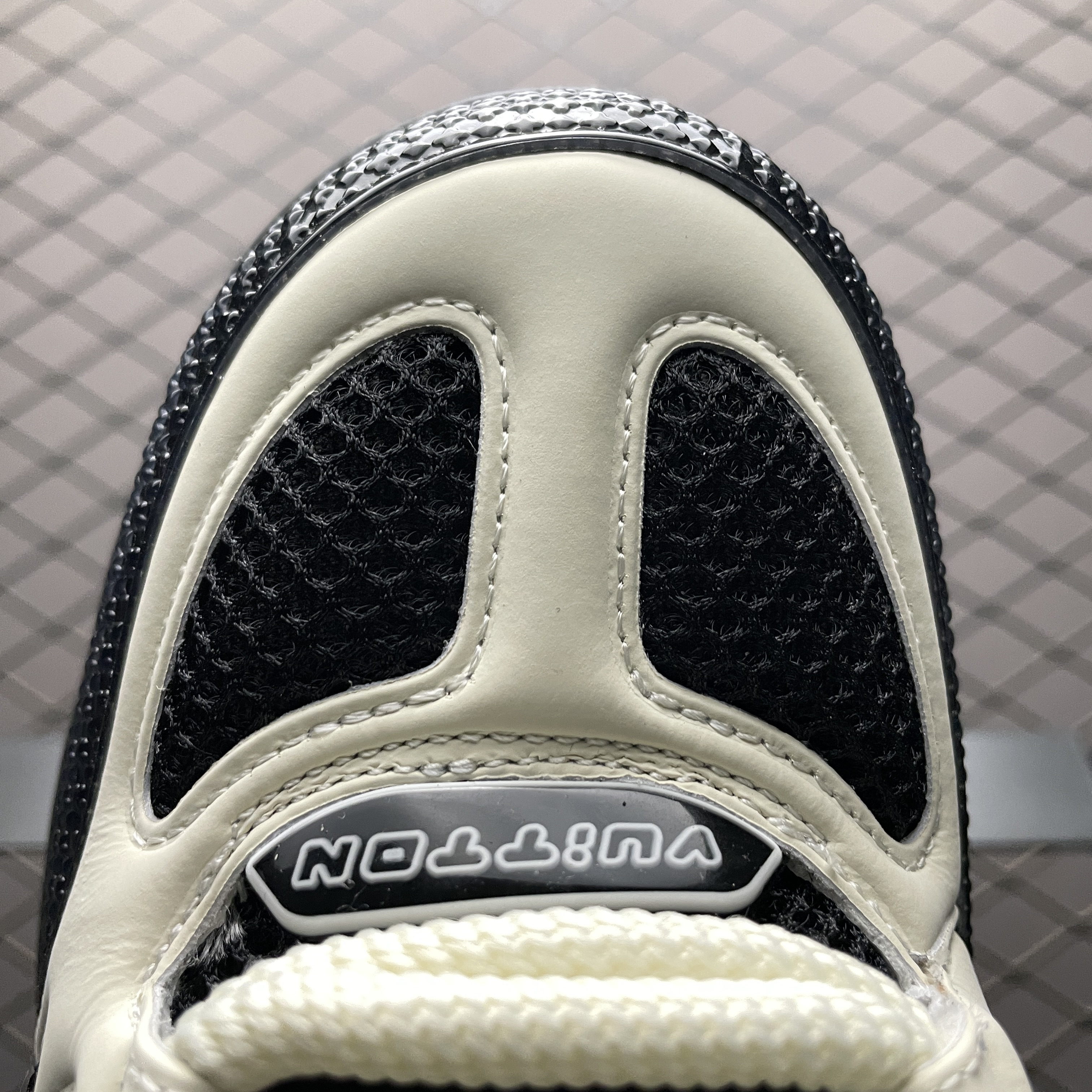 Louis Vuitton LV Skate Sneaker（ 1AC52M）