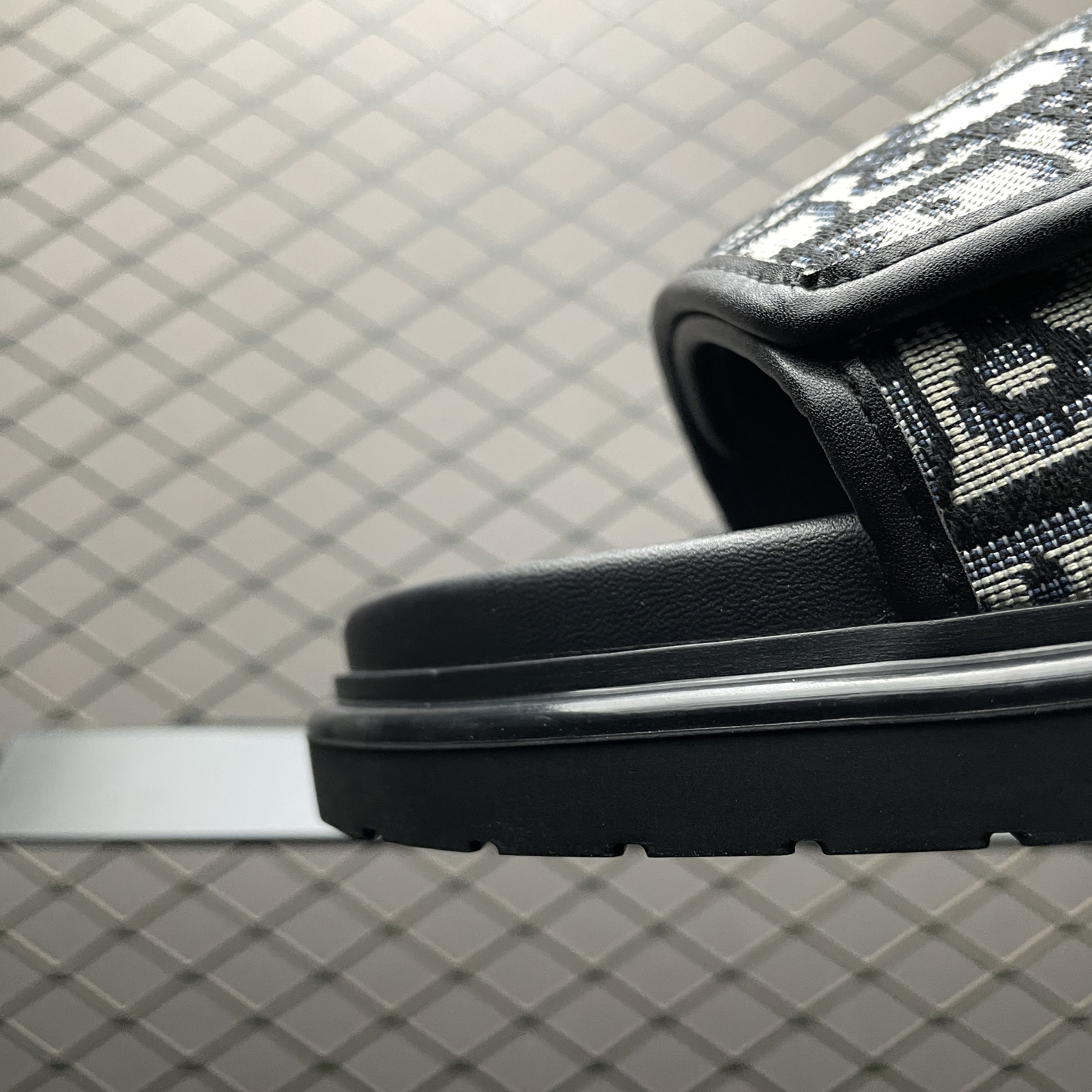 Dior Aqua Sandals (3SA167ZSA_H961)