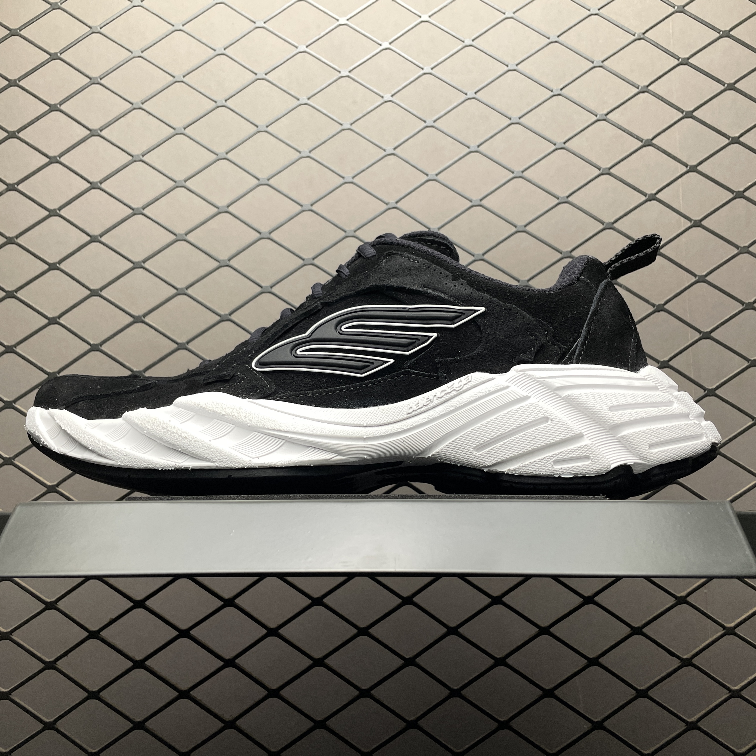 BALENCIAGA Monday Shoe "Black/White"（825418WMNSS1000）