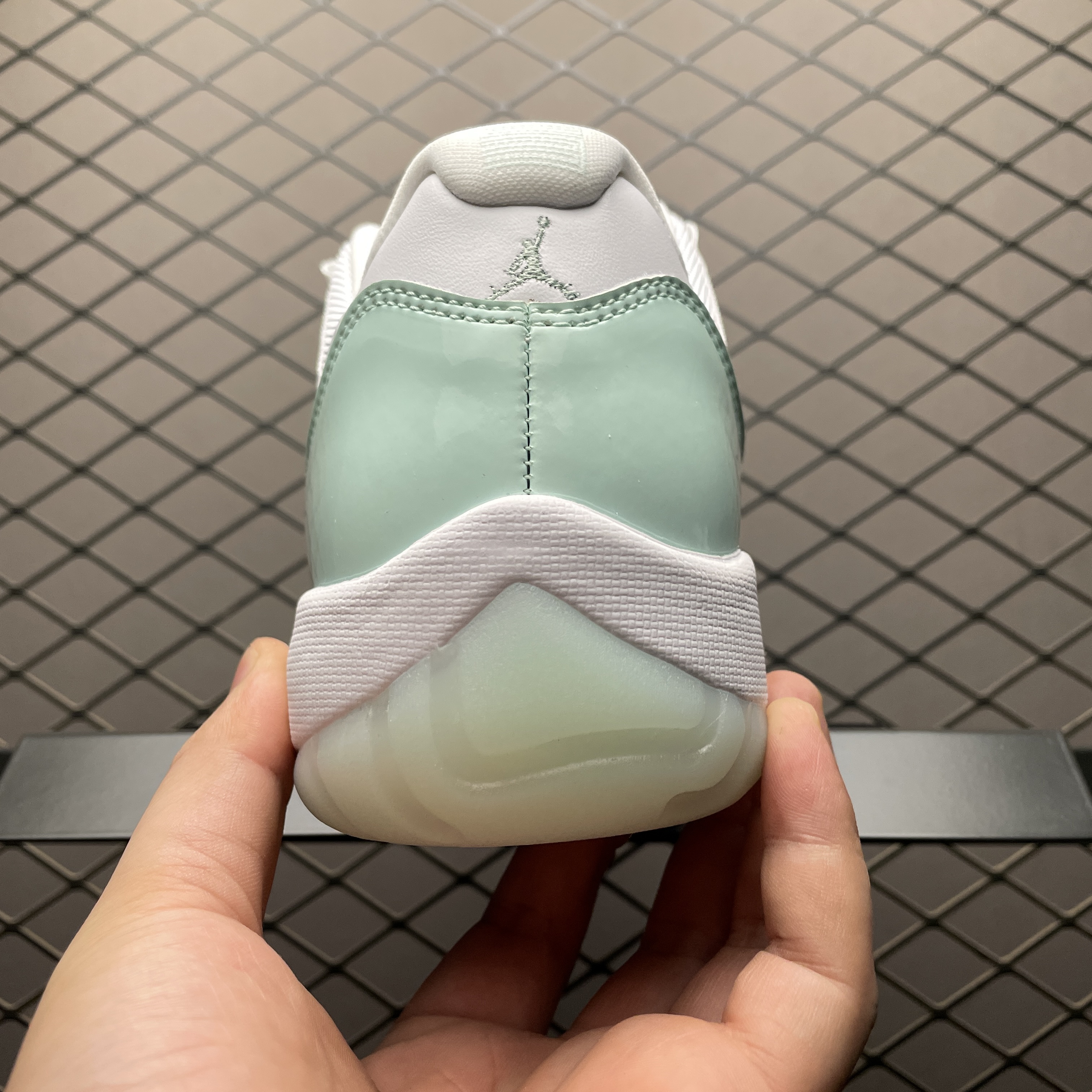 Nike Air Jordan 11 Retro Low "Igloo"  (AH7860-103)