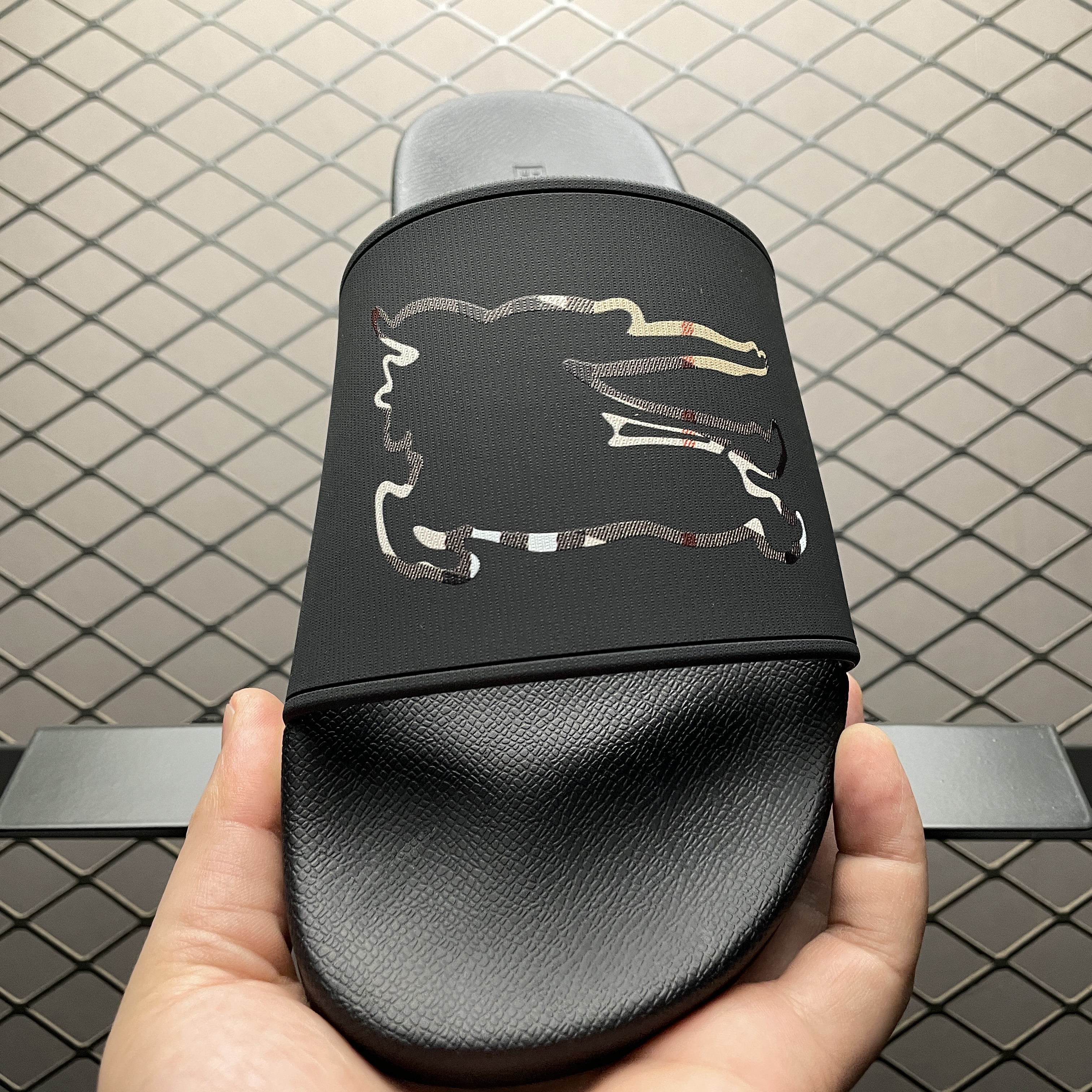 Burberry Check EKD Motif Slide (80718491)