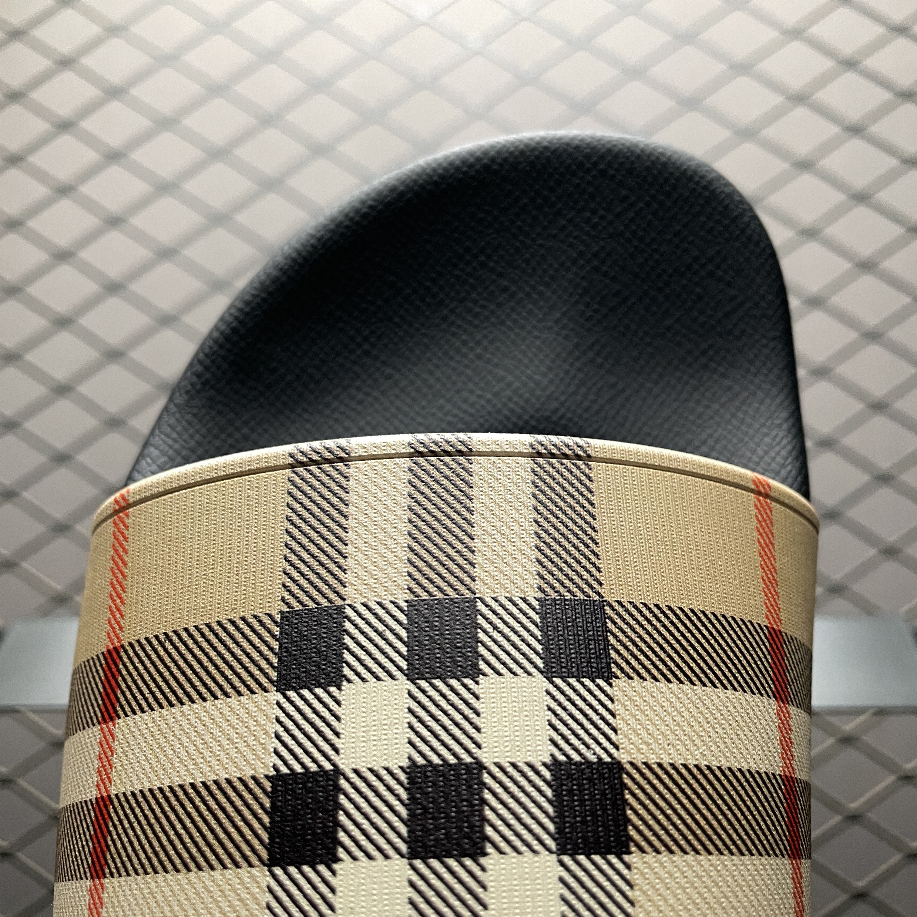 Burberry Check EKD Motif Slide (8023965)