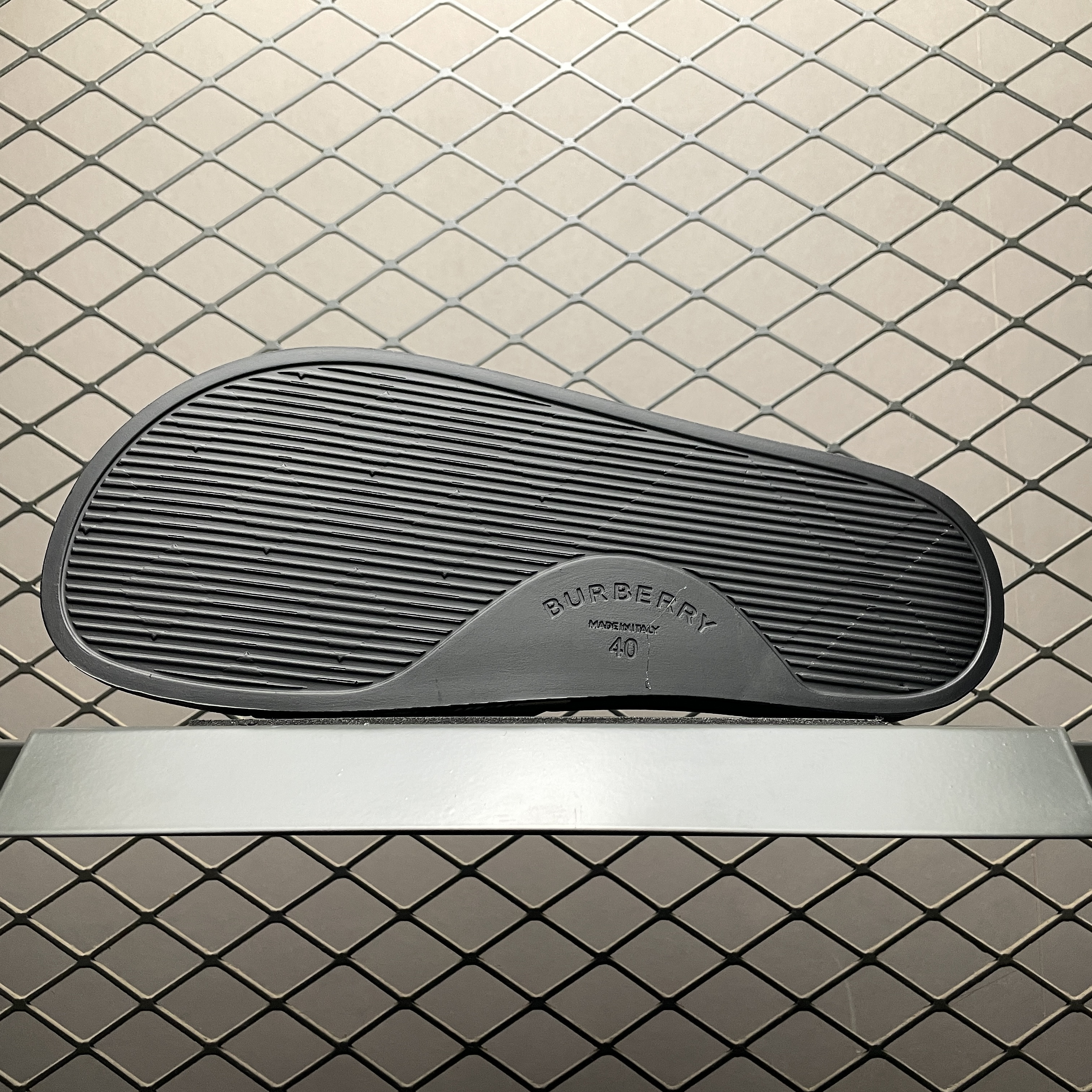 Burberry Check EKD Motif Slide (8023965)