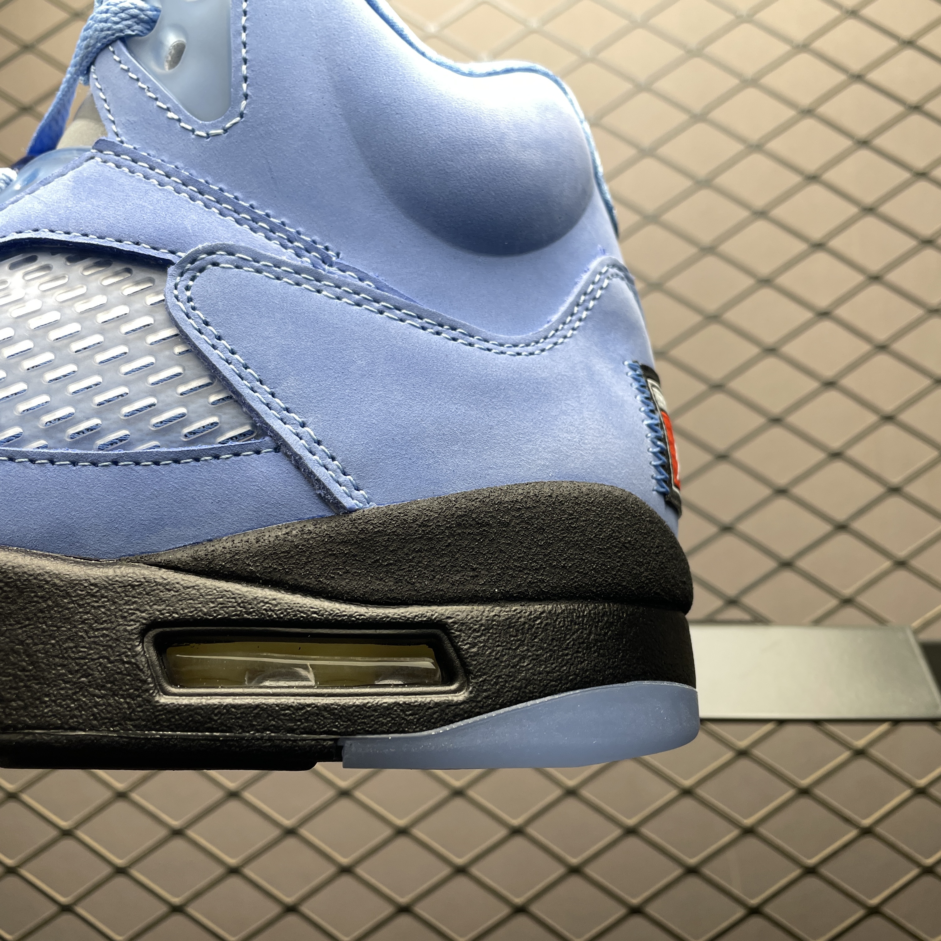 Nike Air Jordan 5 Retro SE "University Blue" (DV1310-401)