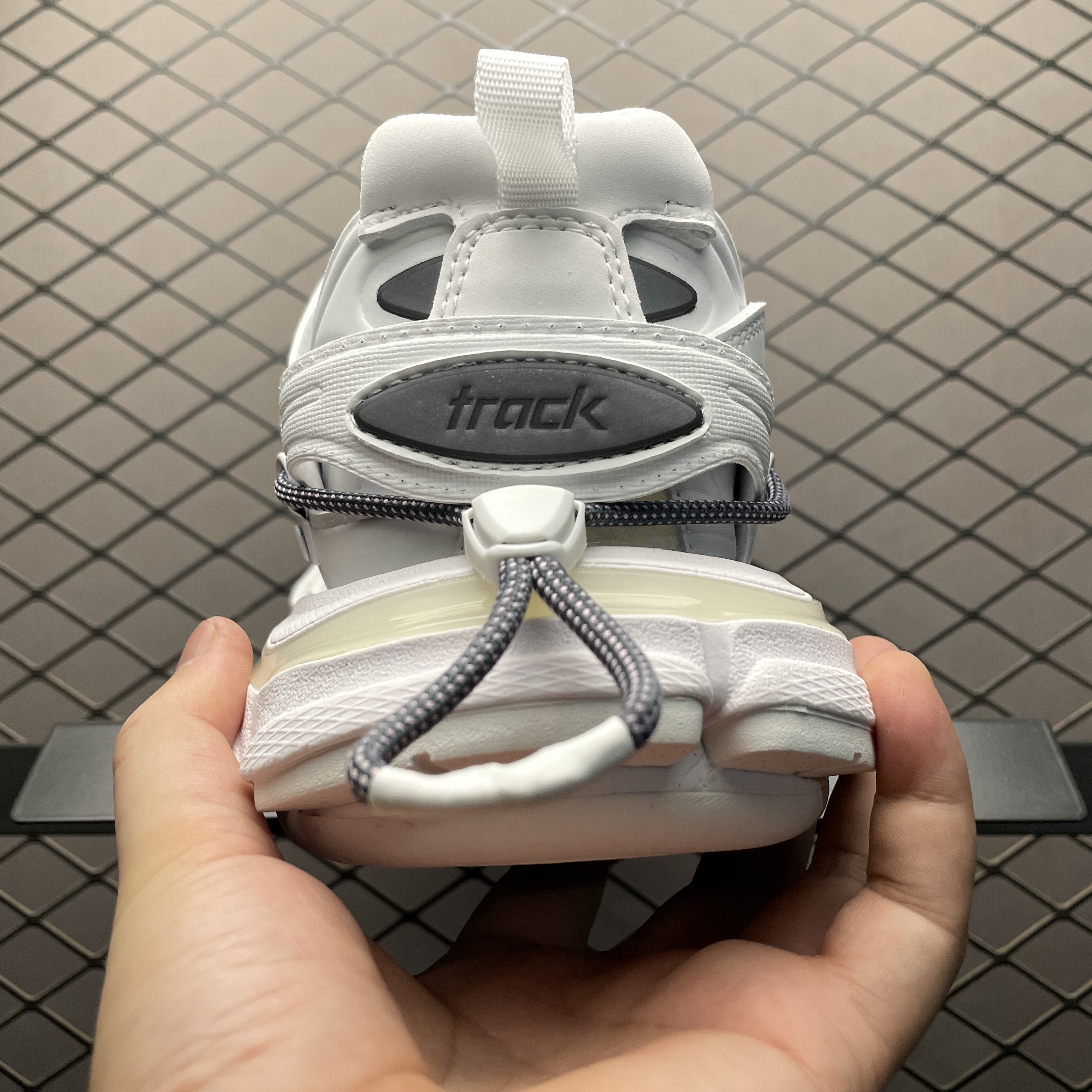 BALENCIAGA Track Trail Laces Sneaker "White/Lilac"（800590WTRHK9050）