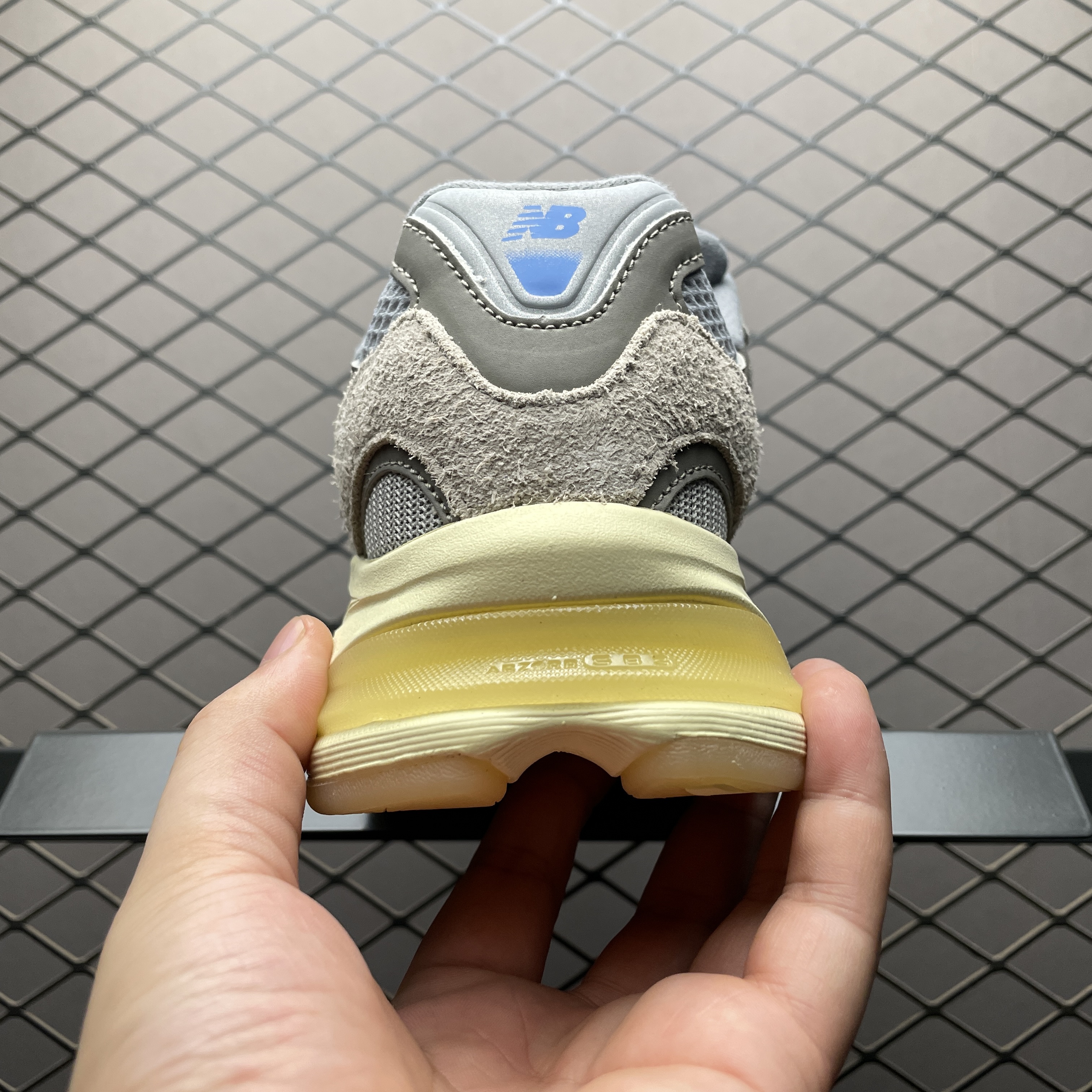 New Balance 2010 "Grey Days/Arid Stone/Raincloud" (U2010GD）