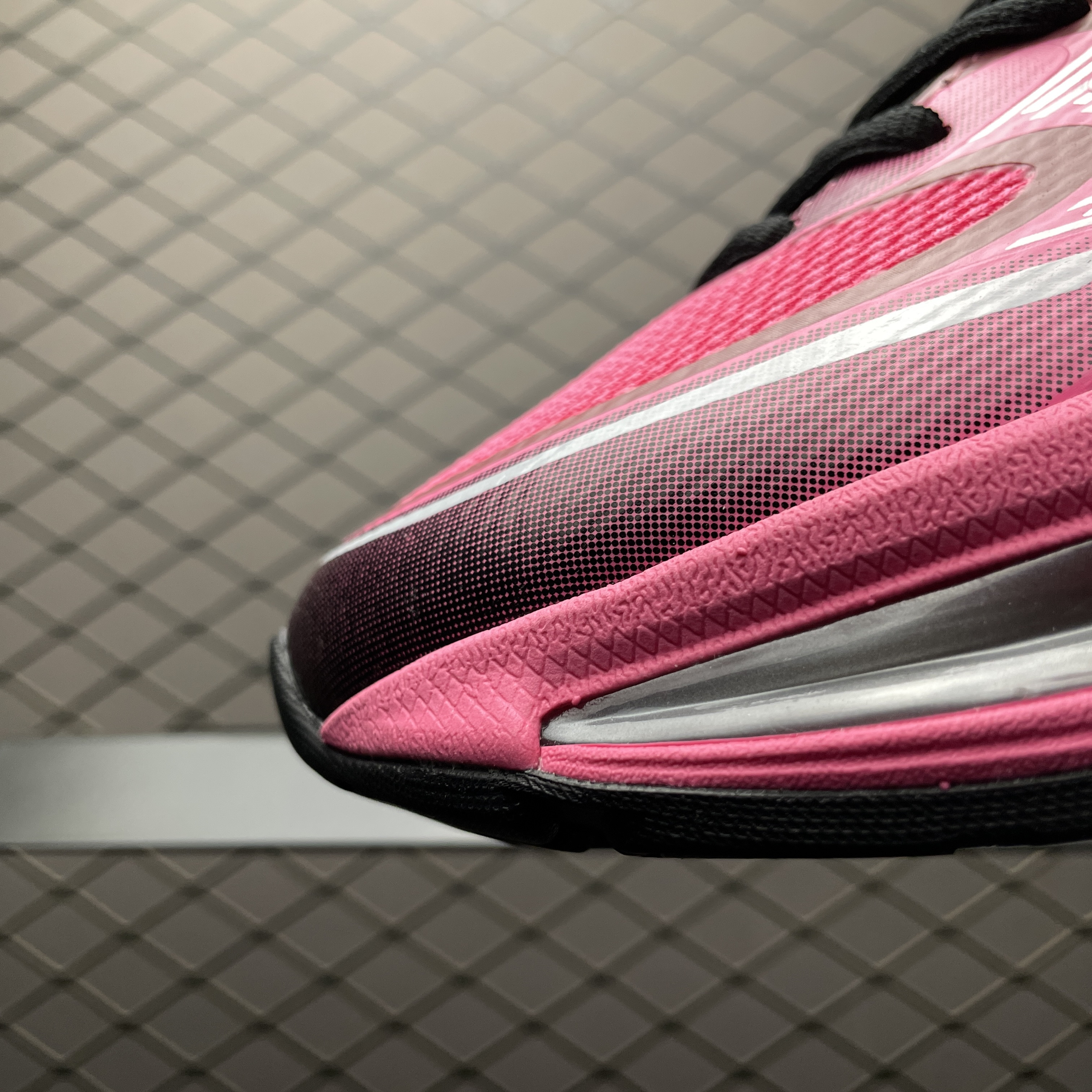 New Balance 2000 "Dragon Berry" (U2000DB)