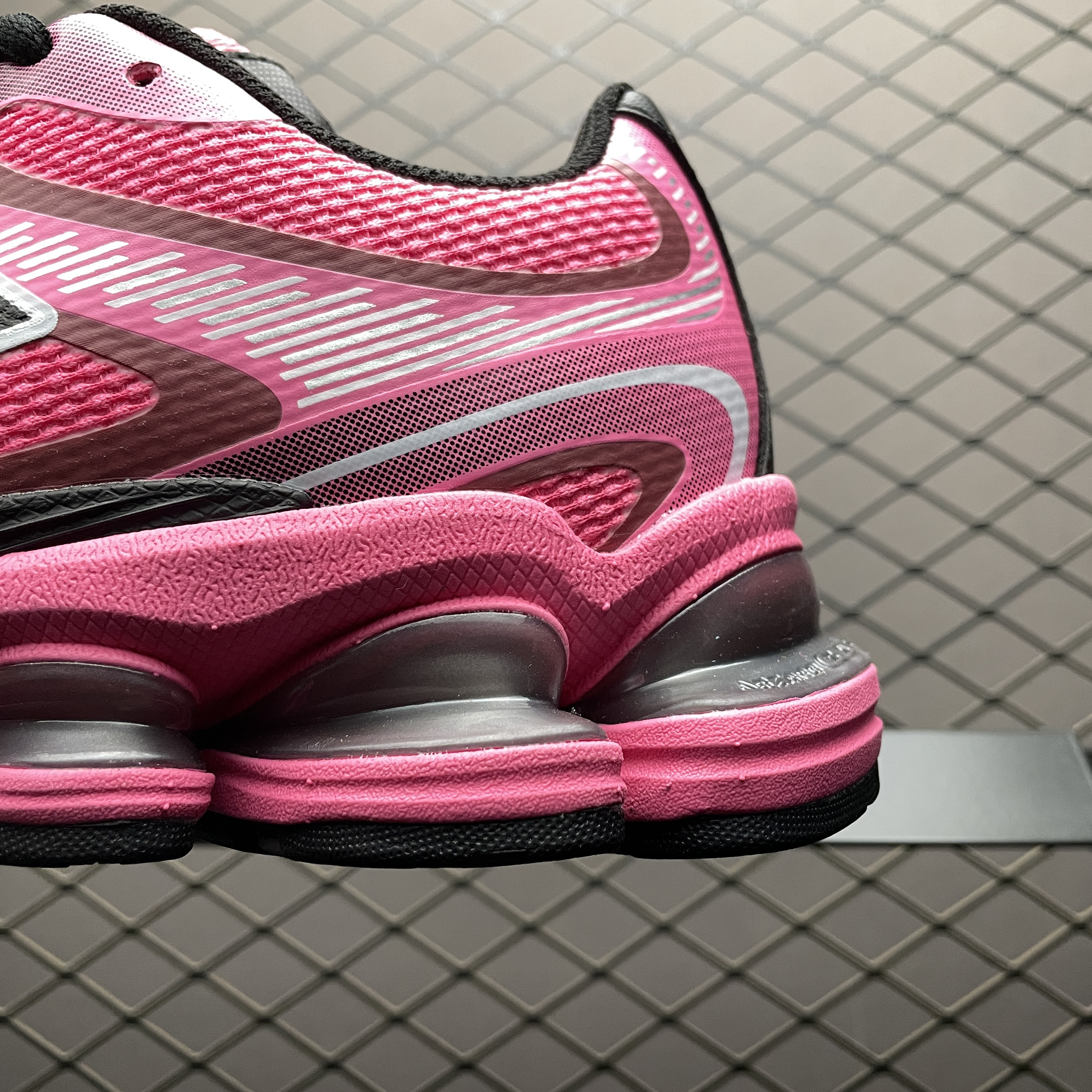 New Balance 2000 "Dragon Berry" (U2000DB)