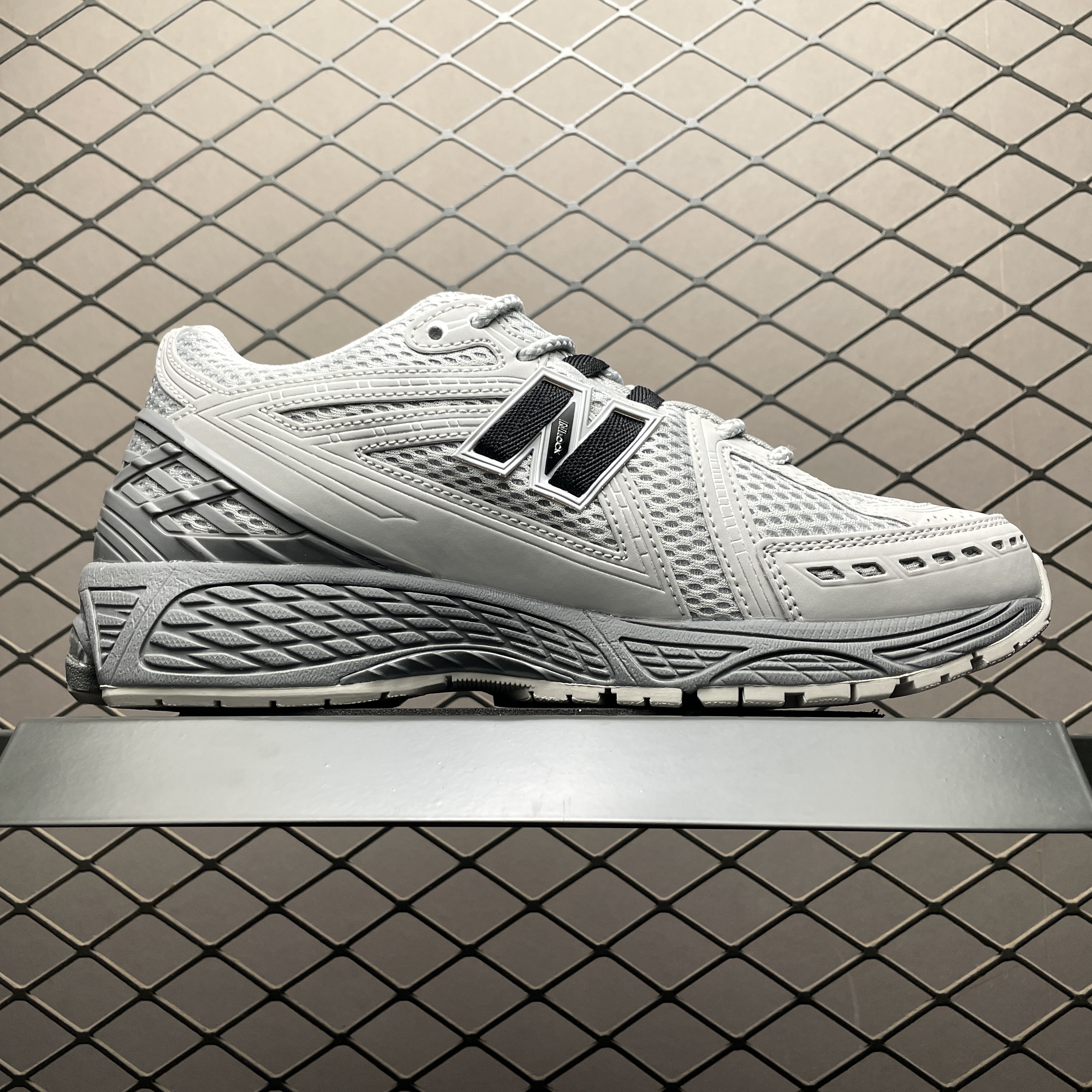 New Balance 1906R Cordura "Grey/Black" (U1906ROA）
