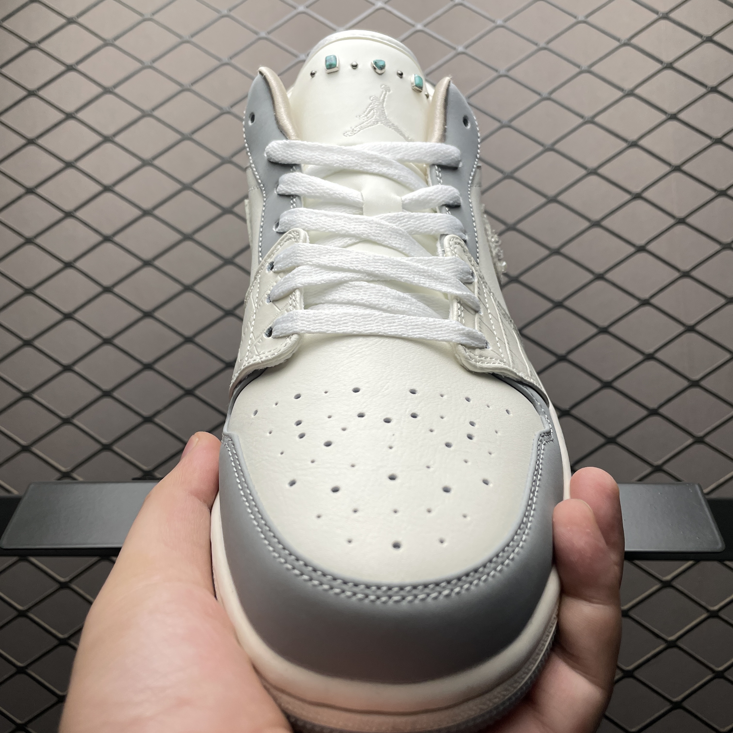 Nike Women's Air Jordan 1 Low "Turquoise Gemstones"（IH7323-100）