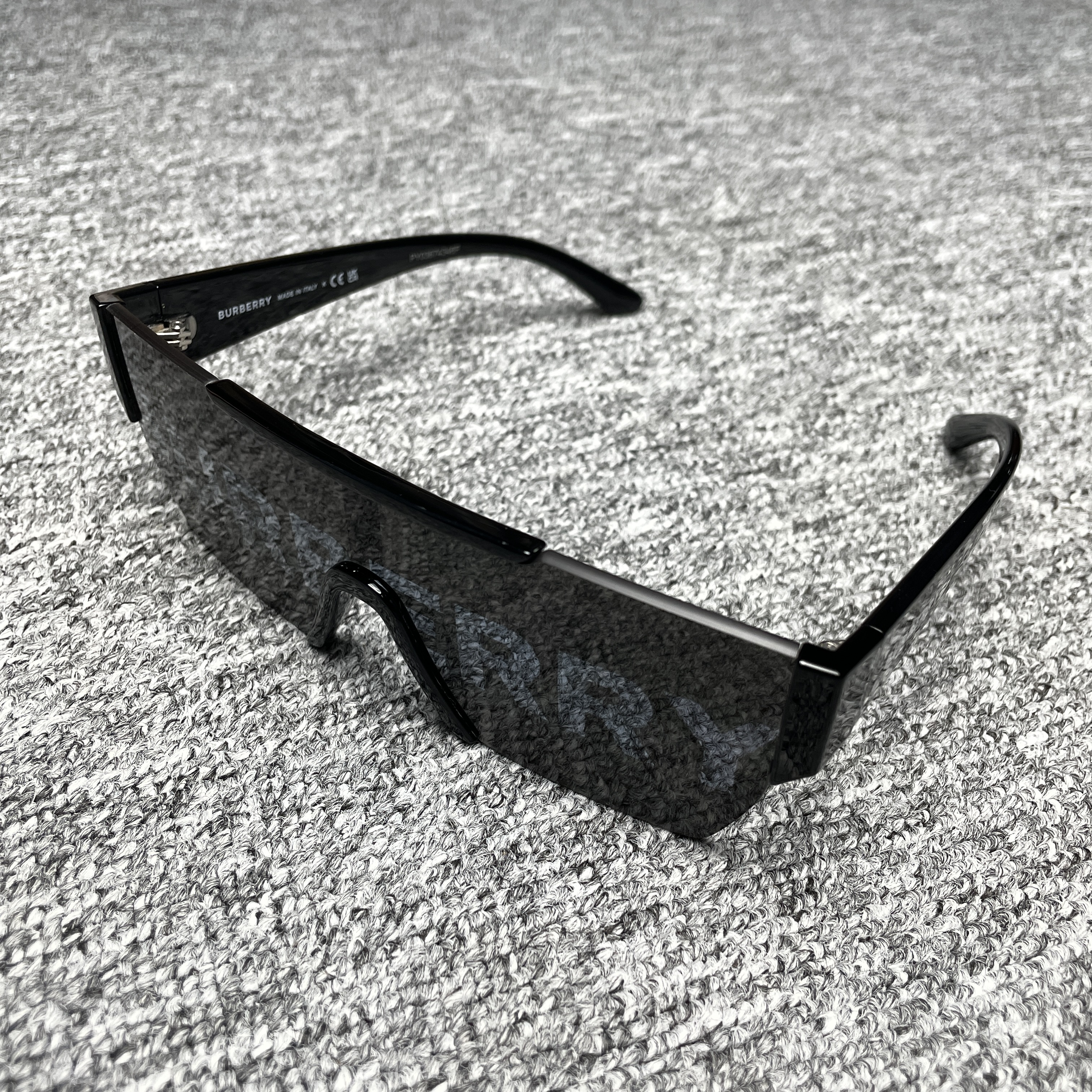 Burberry Eyewear BE4291 sunglasses(BE4291)