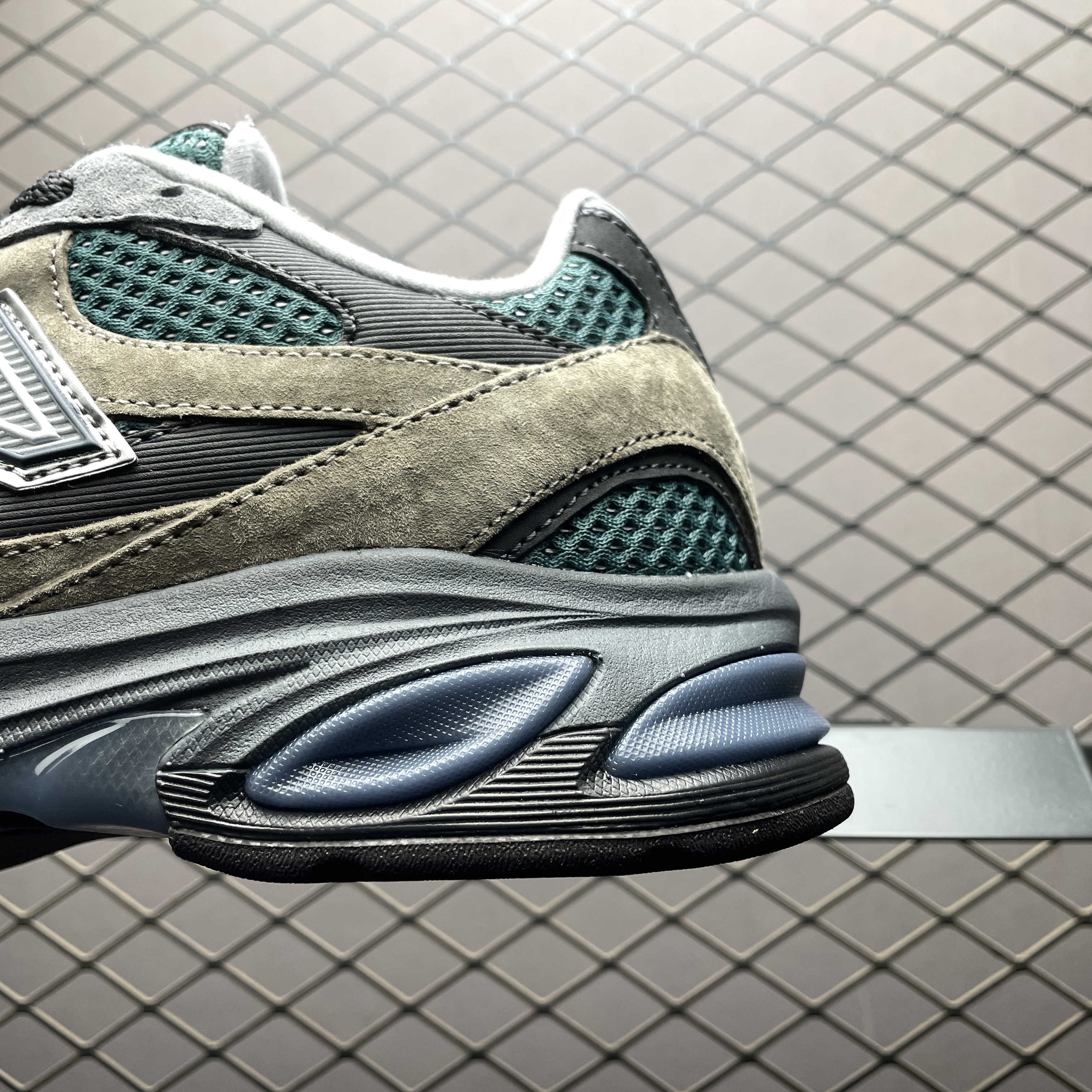 New Balance Sneakers U2010AGY BROWN Shoes (U2010AGY)