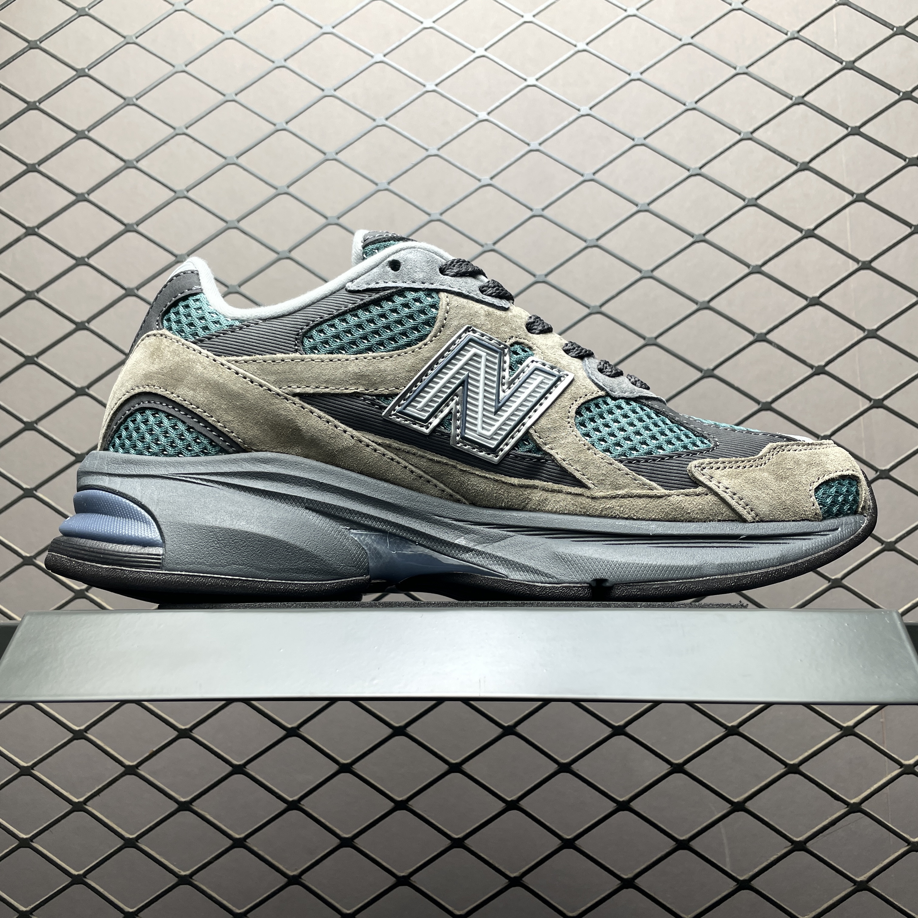 New Balance Sneakers U2010AGY BROWN Shoes (U2010AGY)