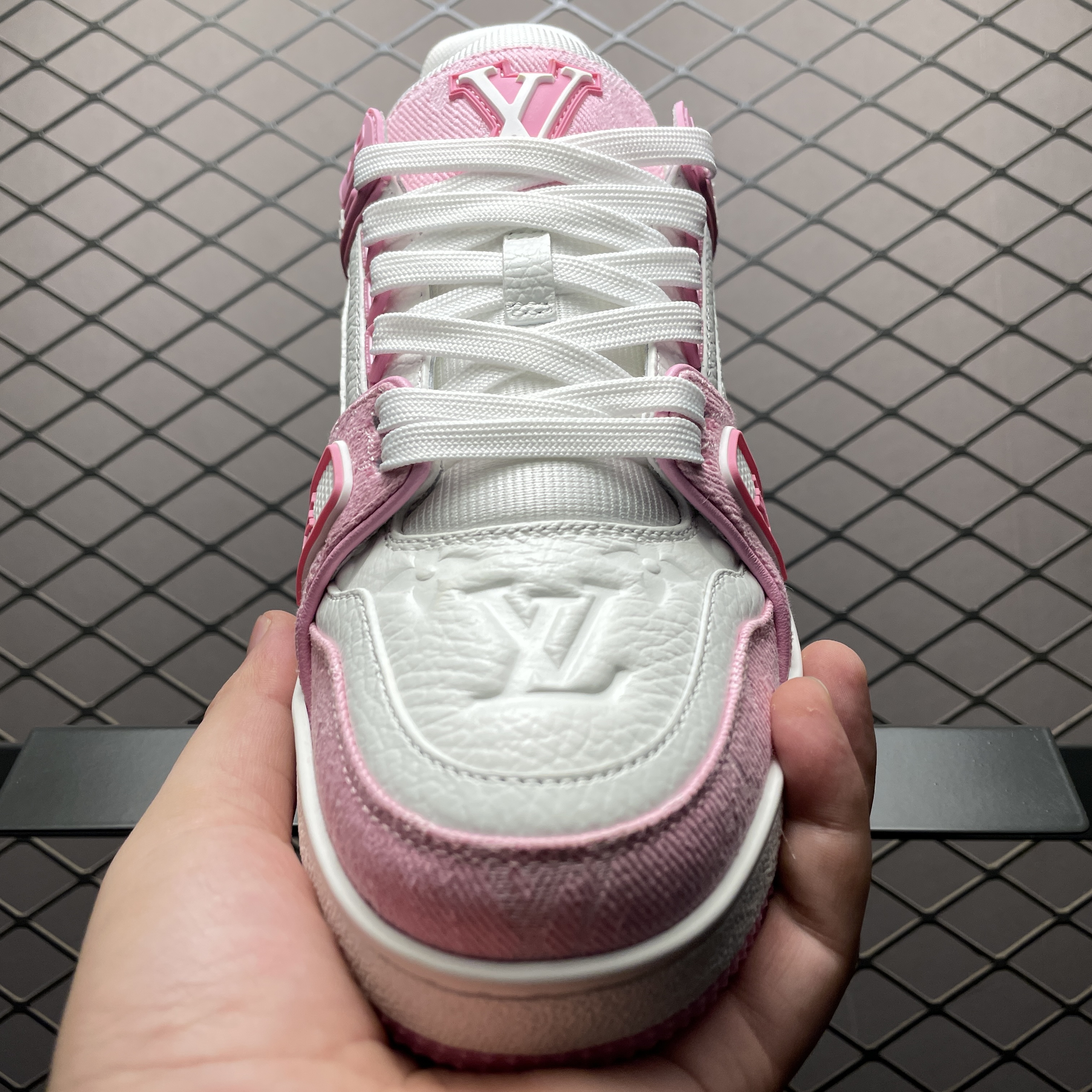 Louis Vuitton LV Trainer Sneaker（1AIKOQ）