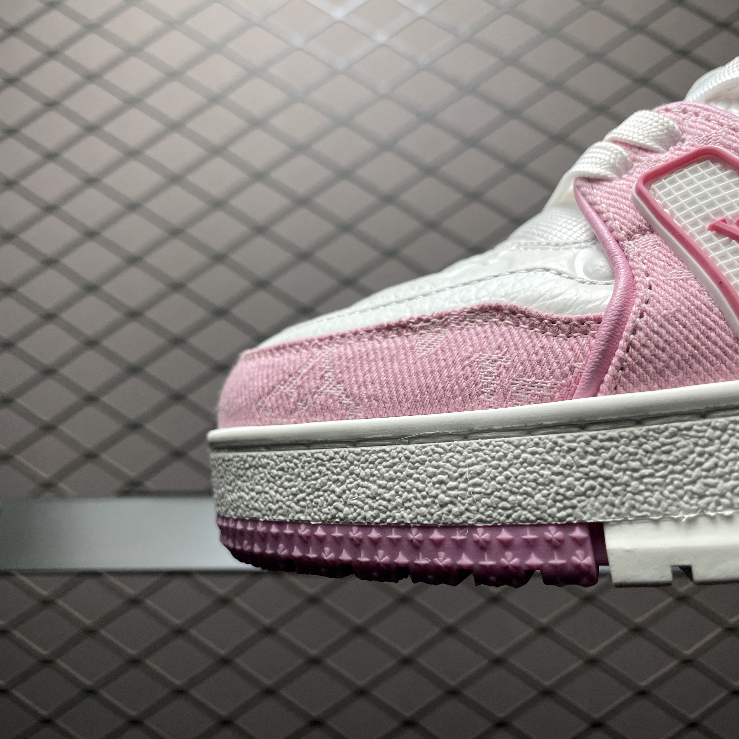 Louis Vuitton LV Trainer Sneaker（1AIKOQ）