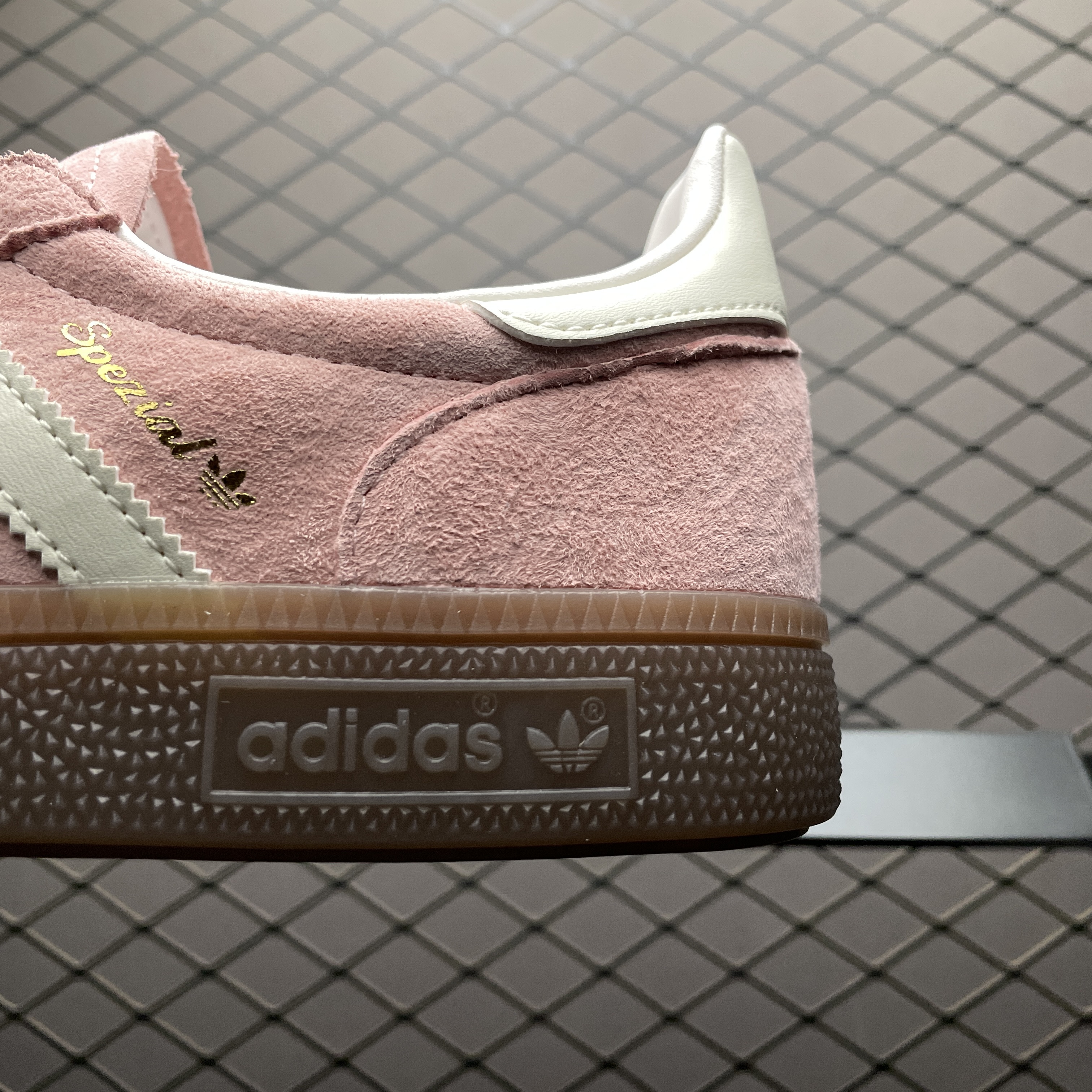 adidas Originals Handball Spezial "Wonder Mauve/Off White/Gum"（KJ6305）