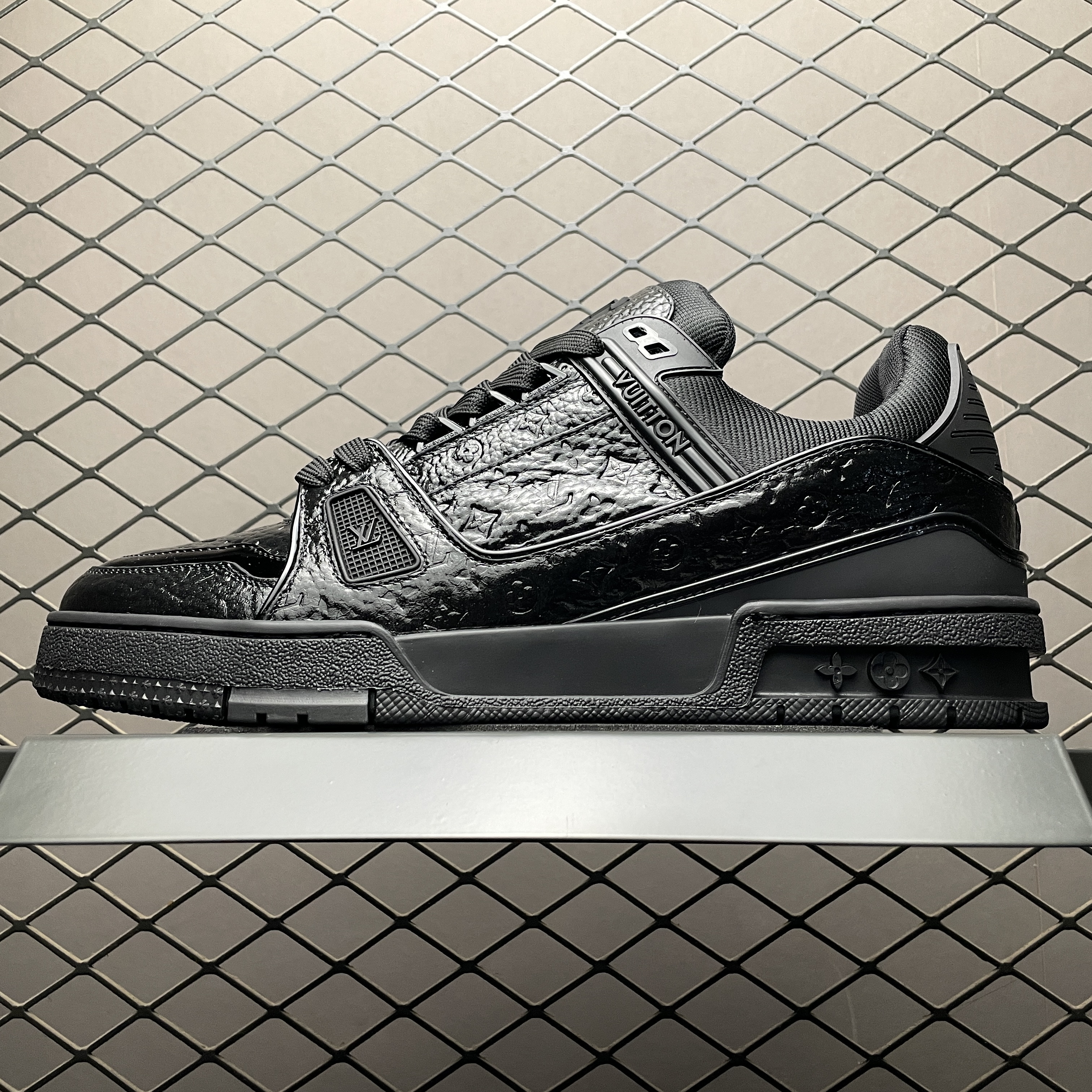 Louis Vuitton LV Trainer Sneaker（1AHTA3)