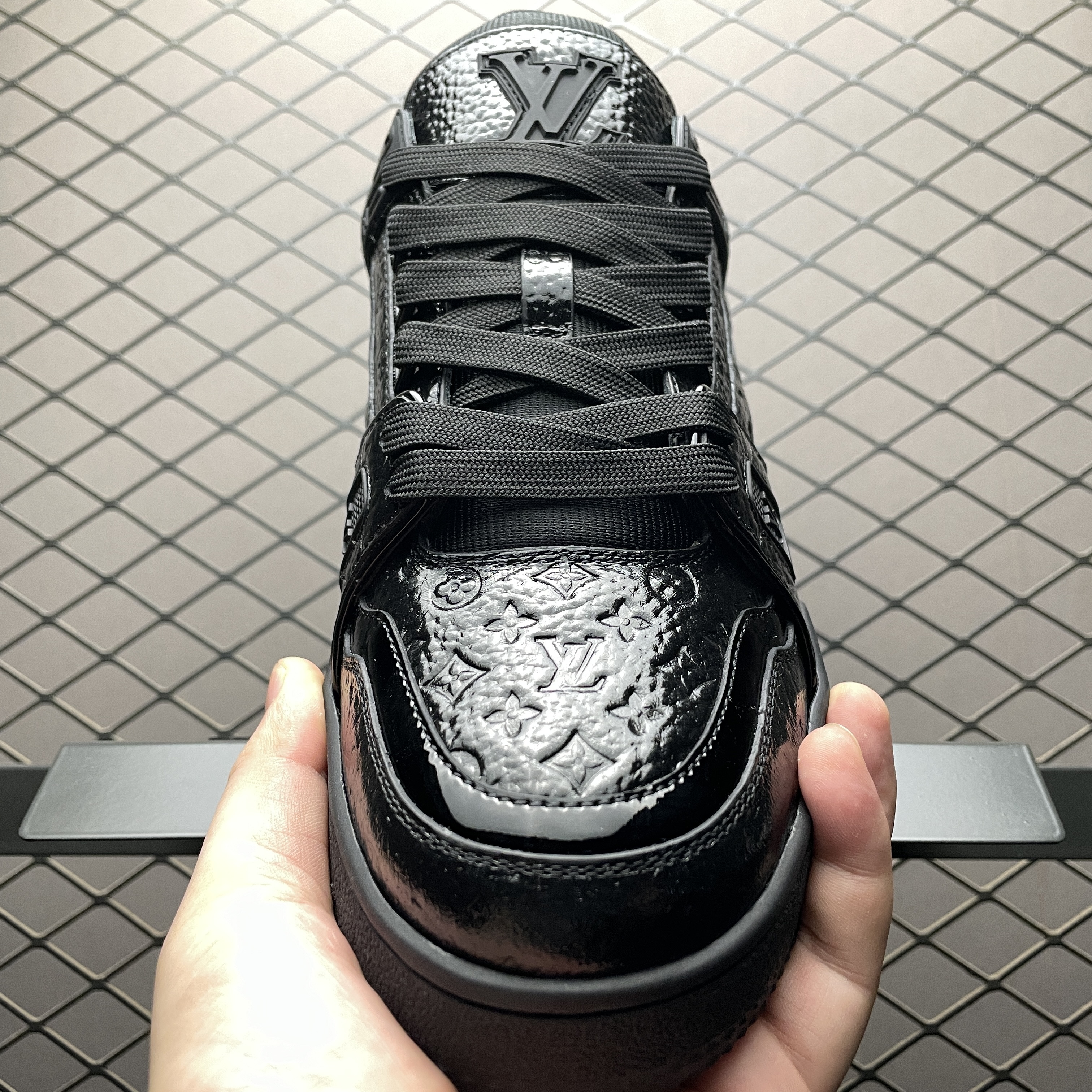 Louis Vuitton LV Trainer Sneaker（1AHTA3)