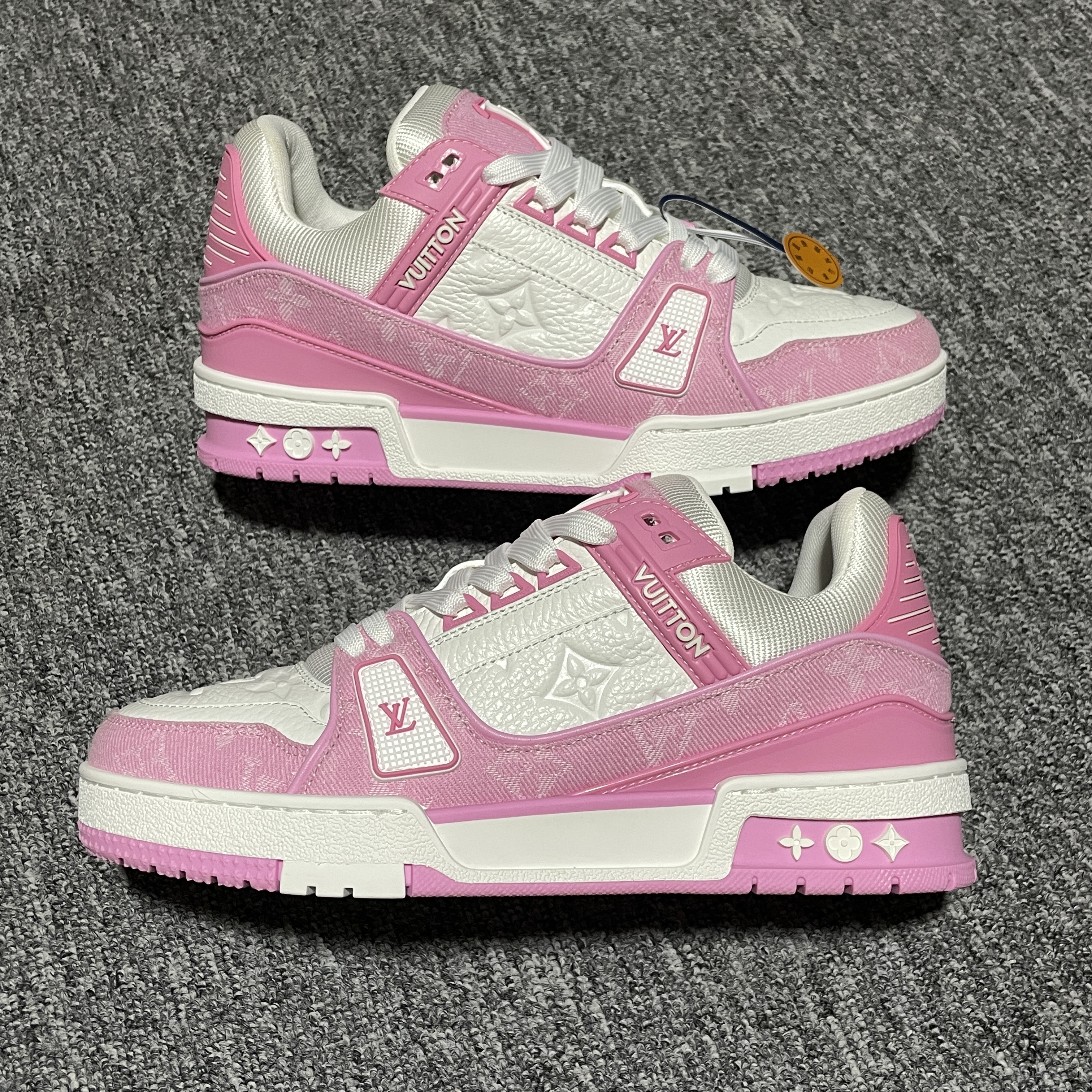 Louis Vuitton LV Trainer Sneaker（1AIKOQ）