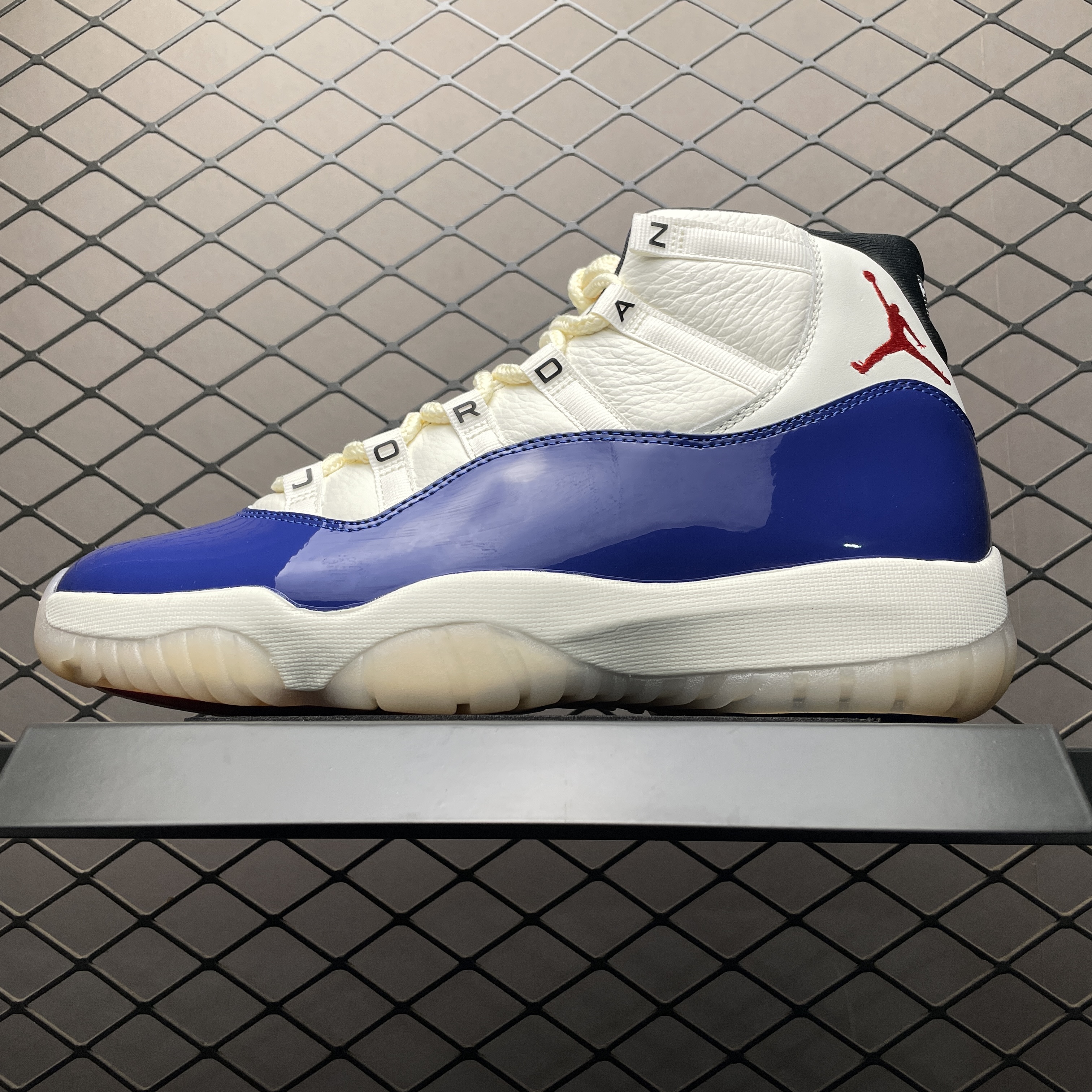 Nike Air Jordan 11 "Rare Air"（ IH0296-400）